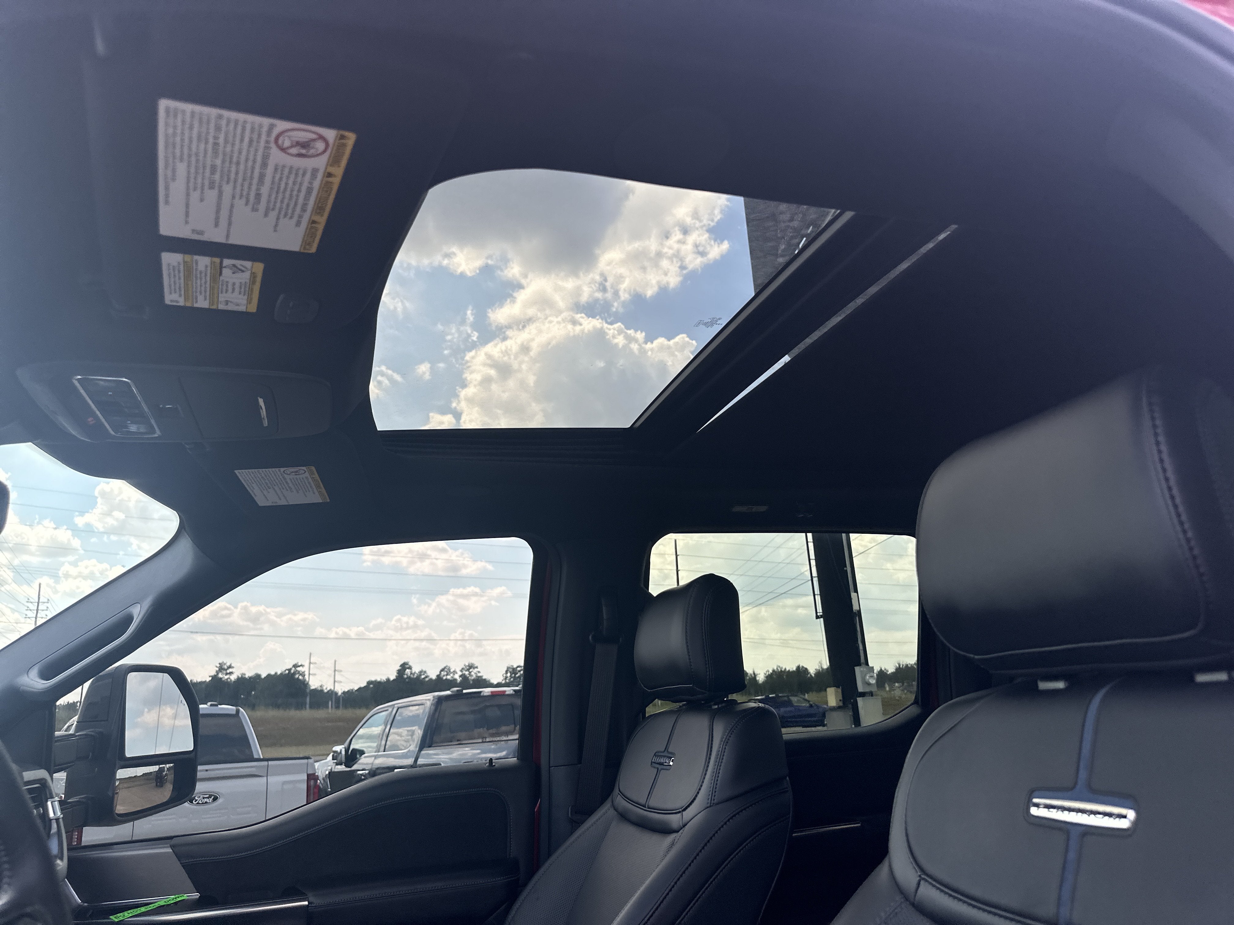 2026 Ford Super Duty F-350 SRW F-350® Platinum®