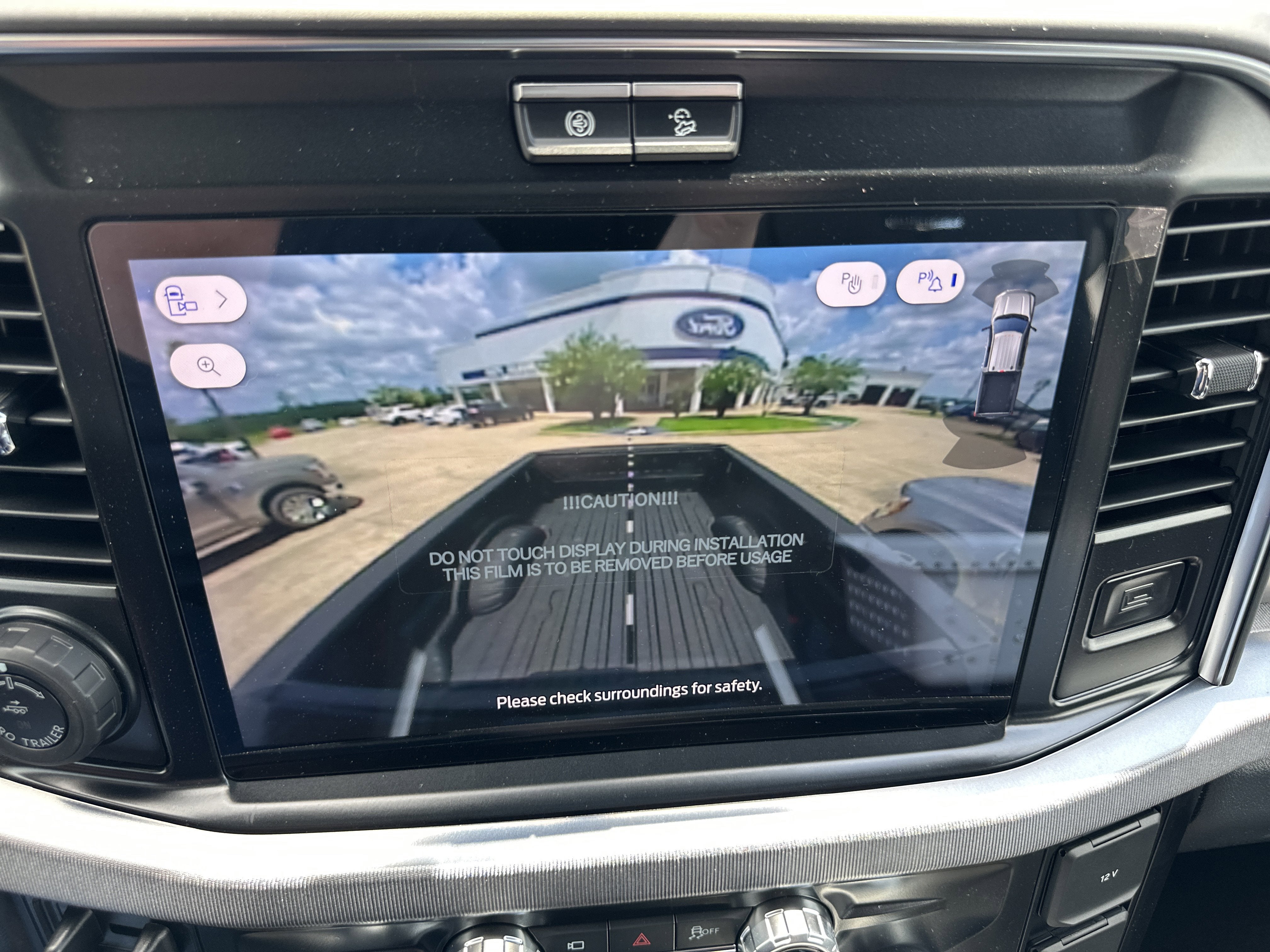 2026 Ford Super Duty F-350 SRW F-350® Platinum®