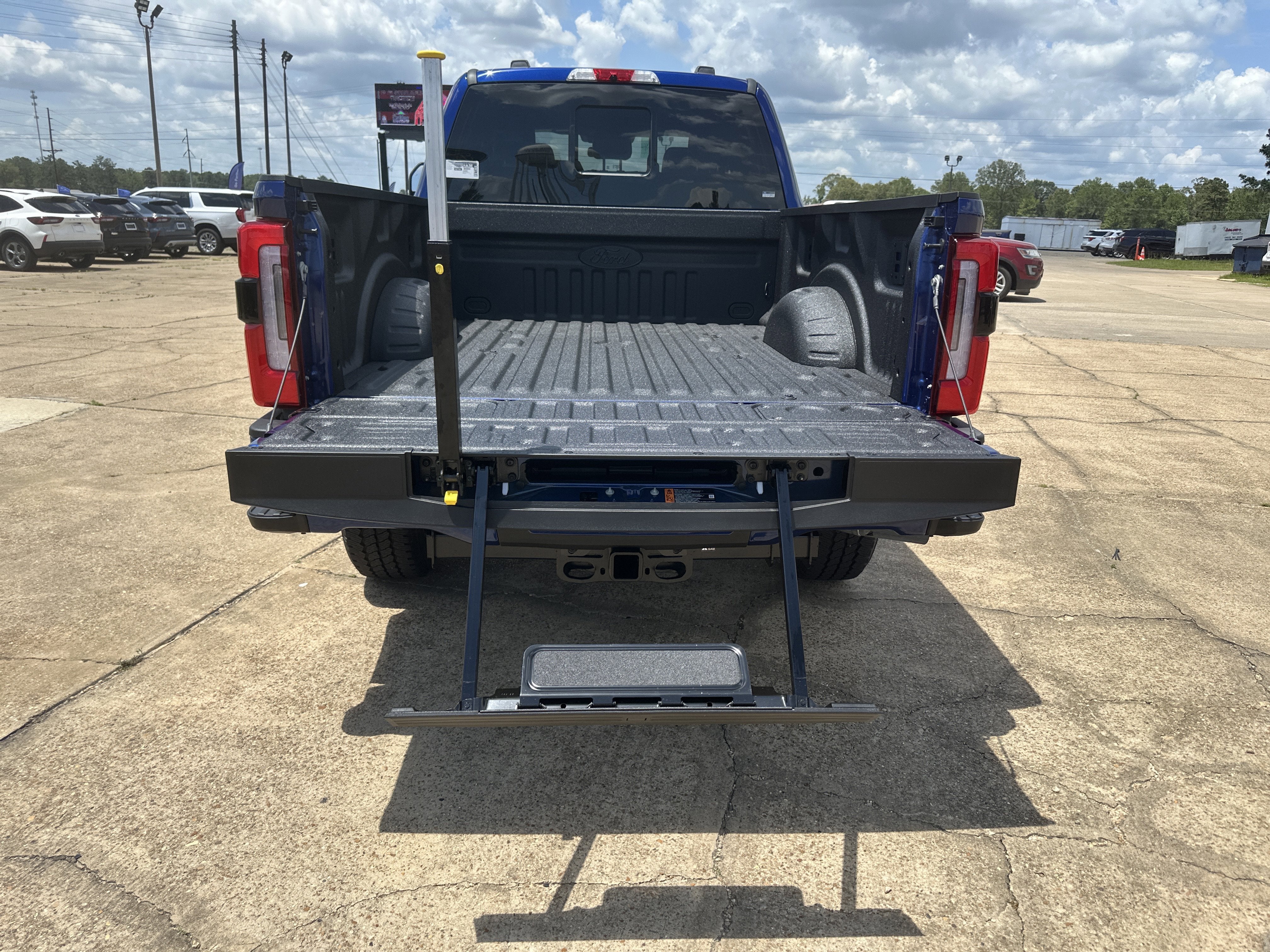 2026 Ford Super Duty F-350 SRW F-350® Platinum®