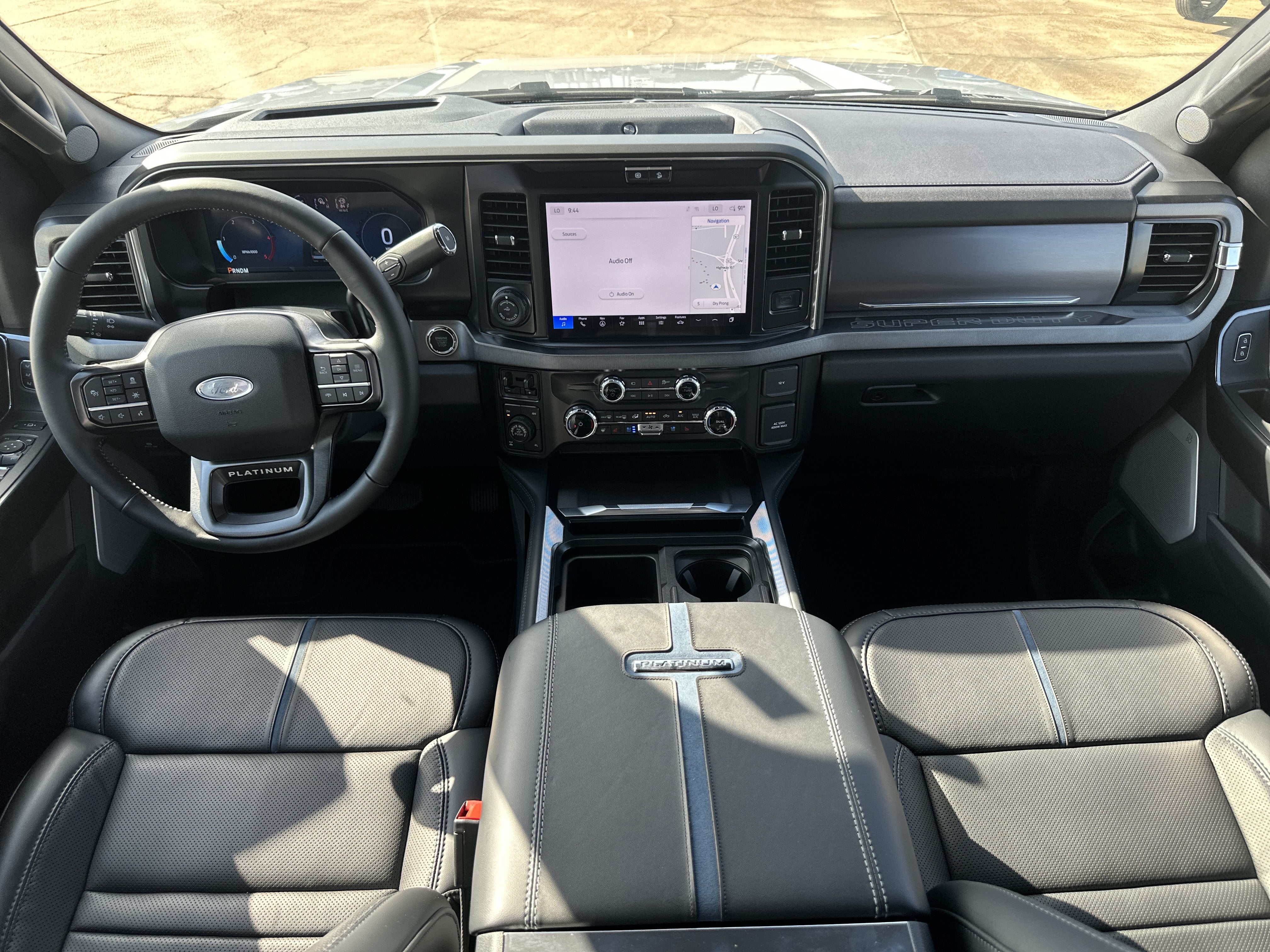 2026 Ford F-350 Super Duty Platinum - Photo 12