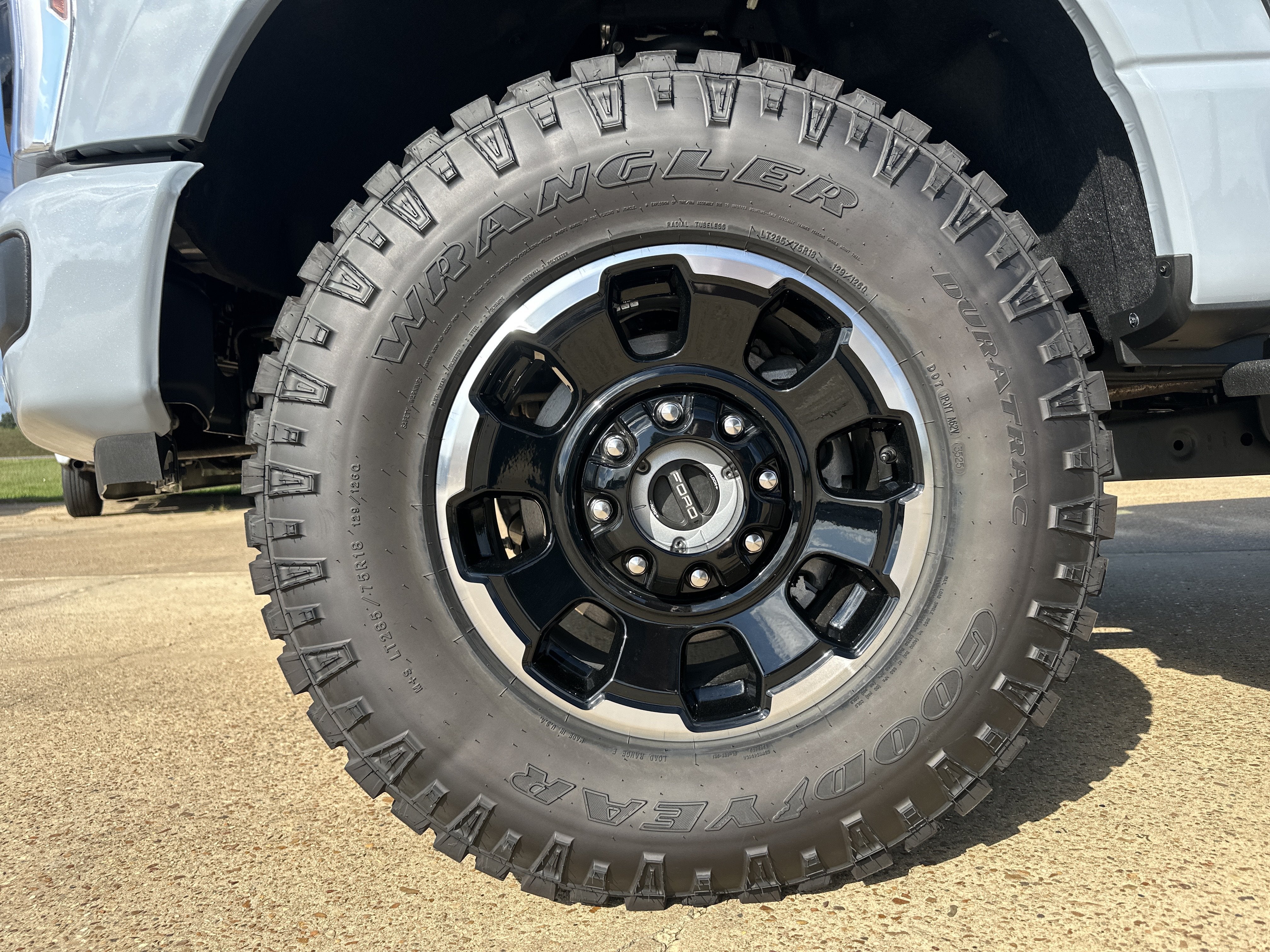 2026 Ford Super Duty F-350 SRW F-350® Platinum®
