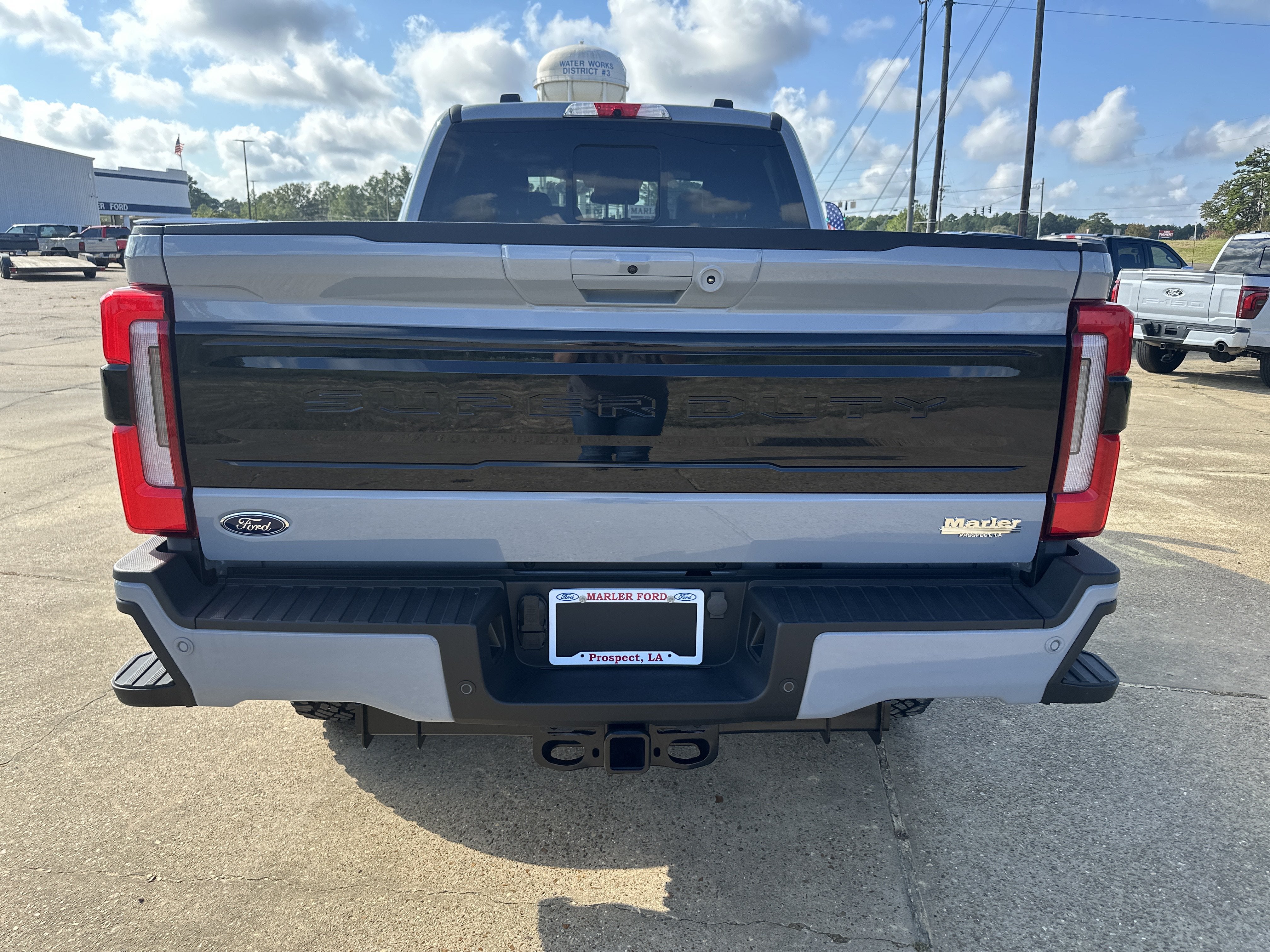 2026 Ford F-350 Super Duty Platinum - Photo 7