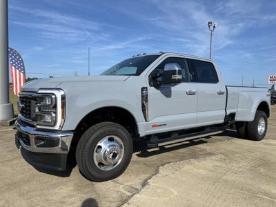 2026 Ford Super Duty F-350 DRW F-350® Lariat®