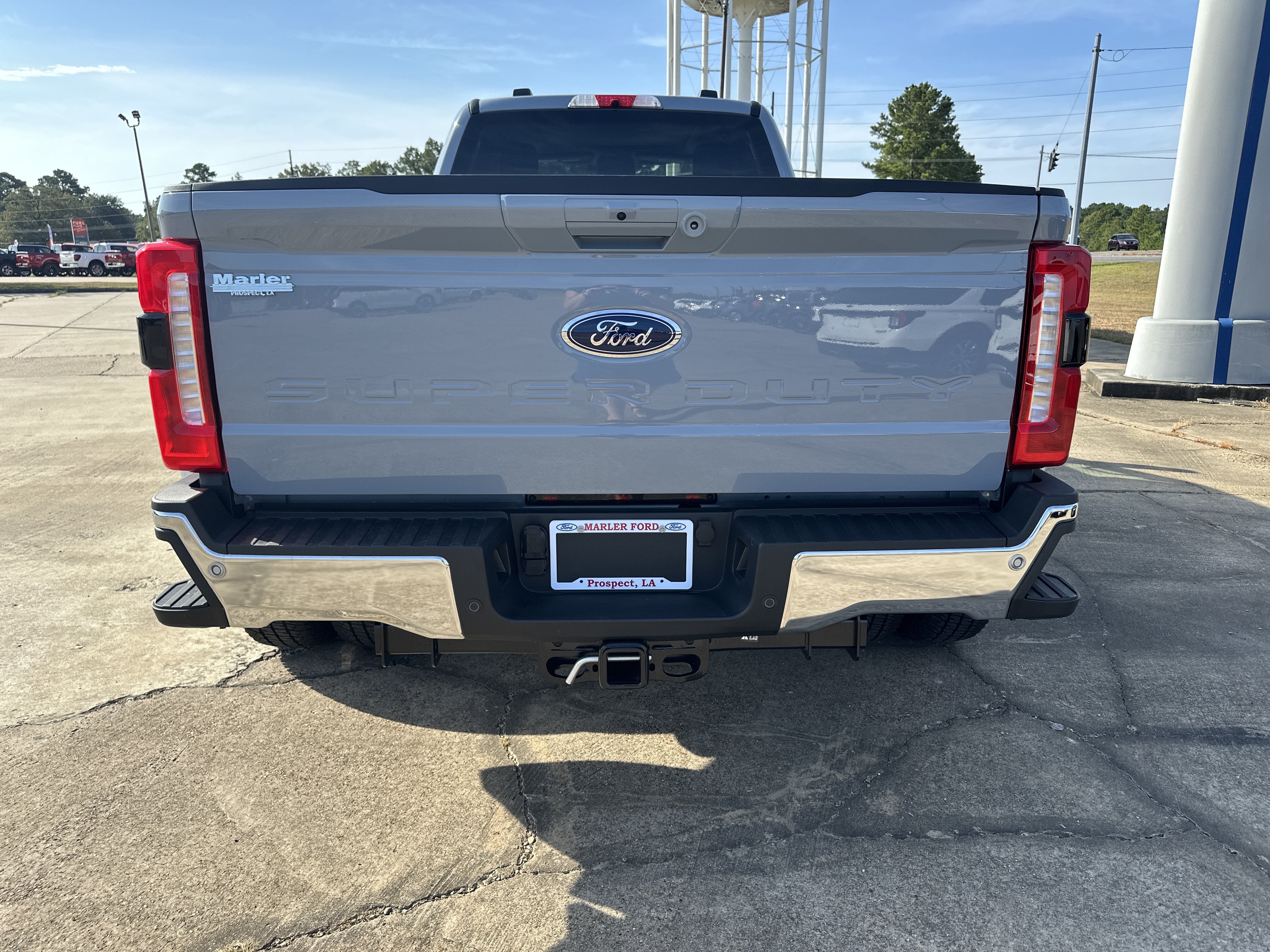 2026 Ford Super Duty F-350 DRW F-350® Lariat®