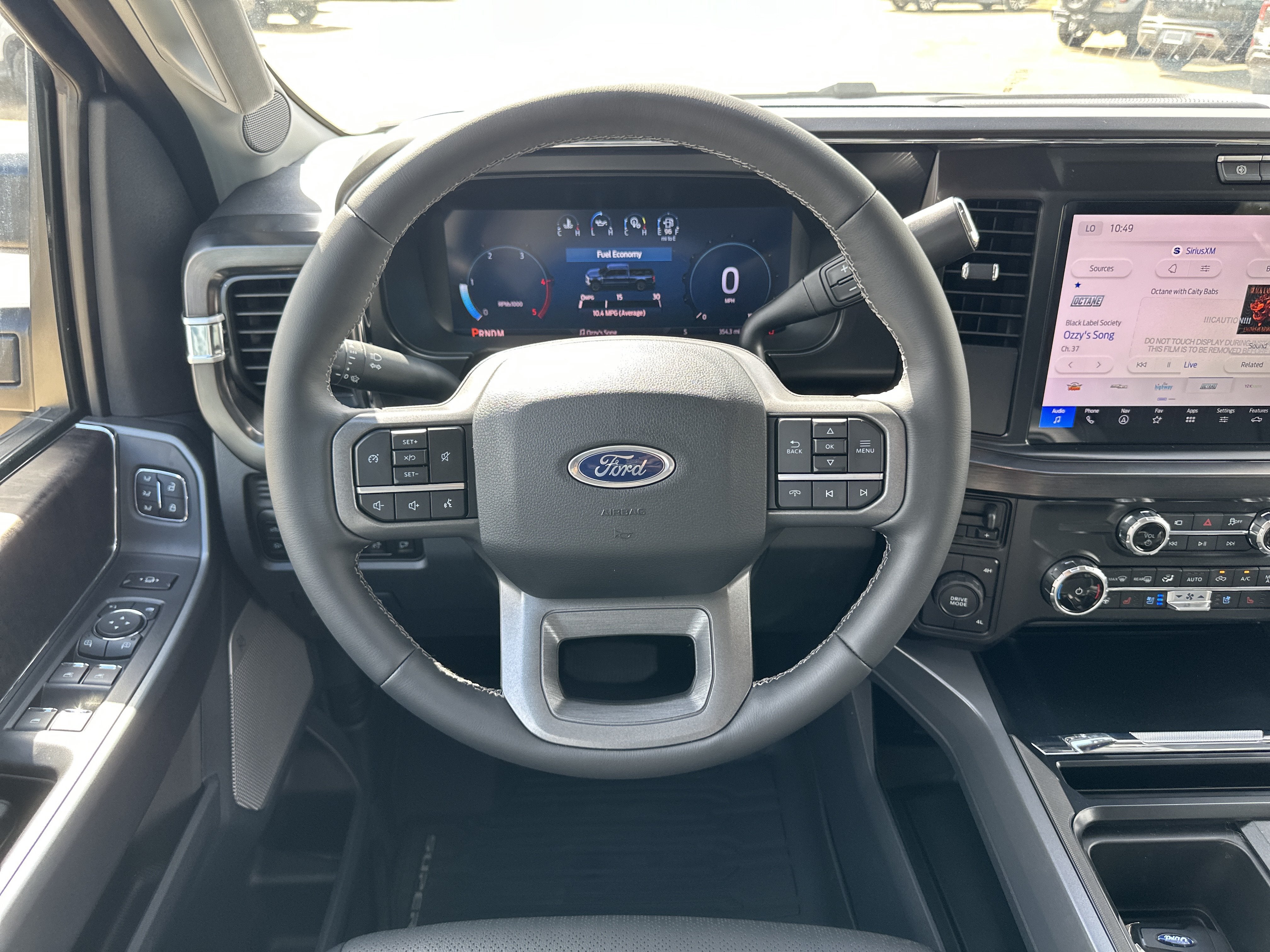 2026 Ford Super Duty F-350 DRW F-350® Lariat®