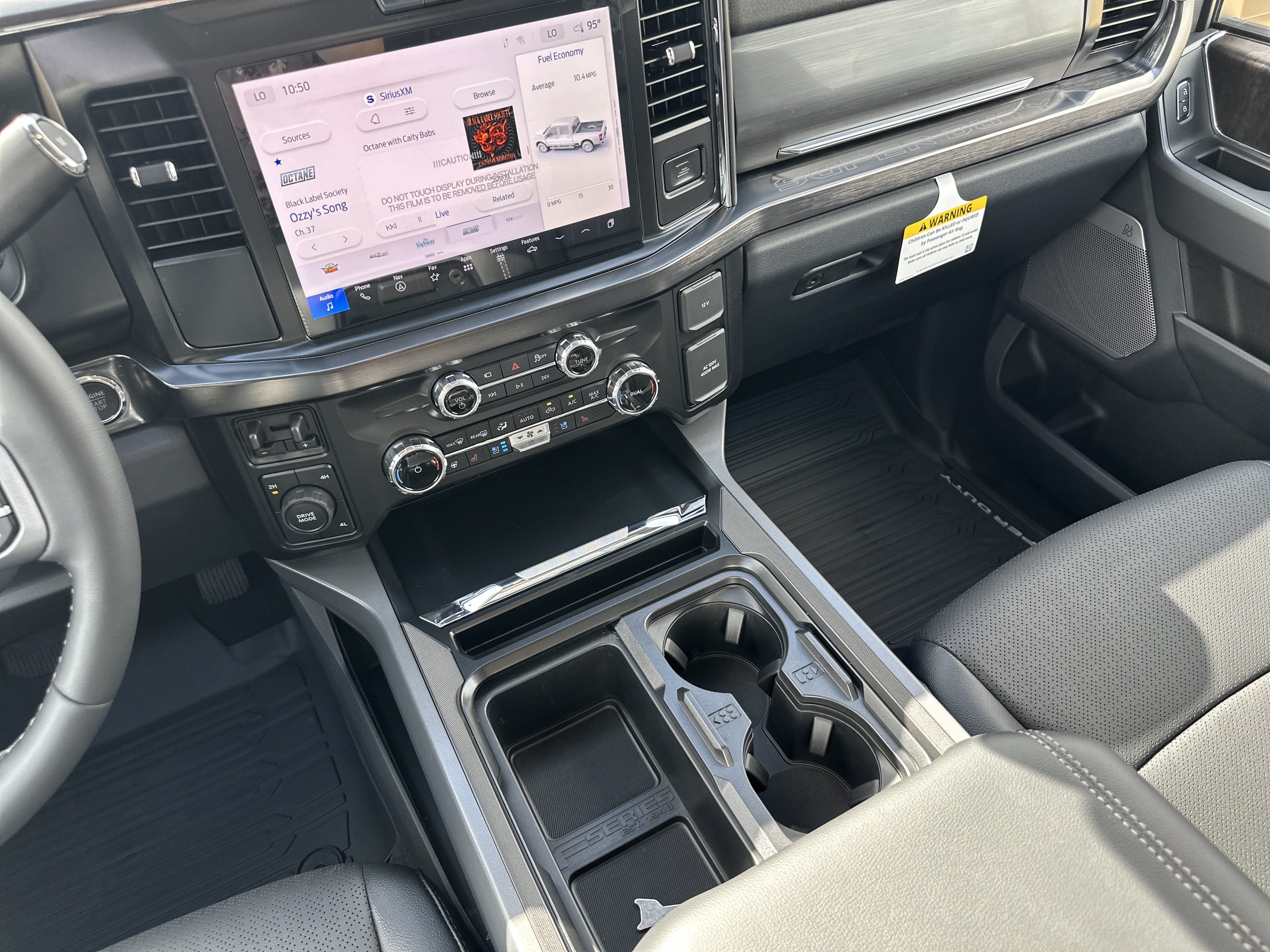 2026 Ford Super Duty F-350 DRW F-350® Lariat®
