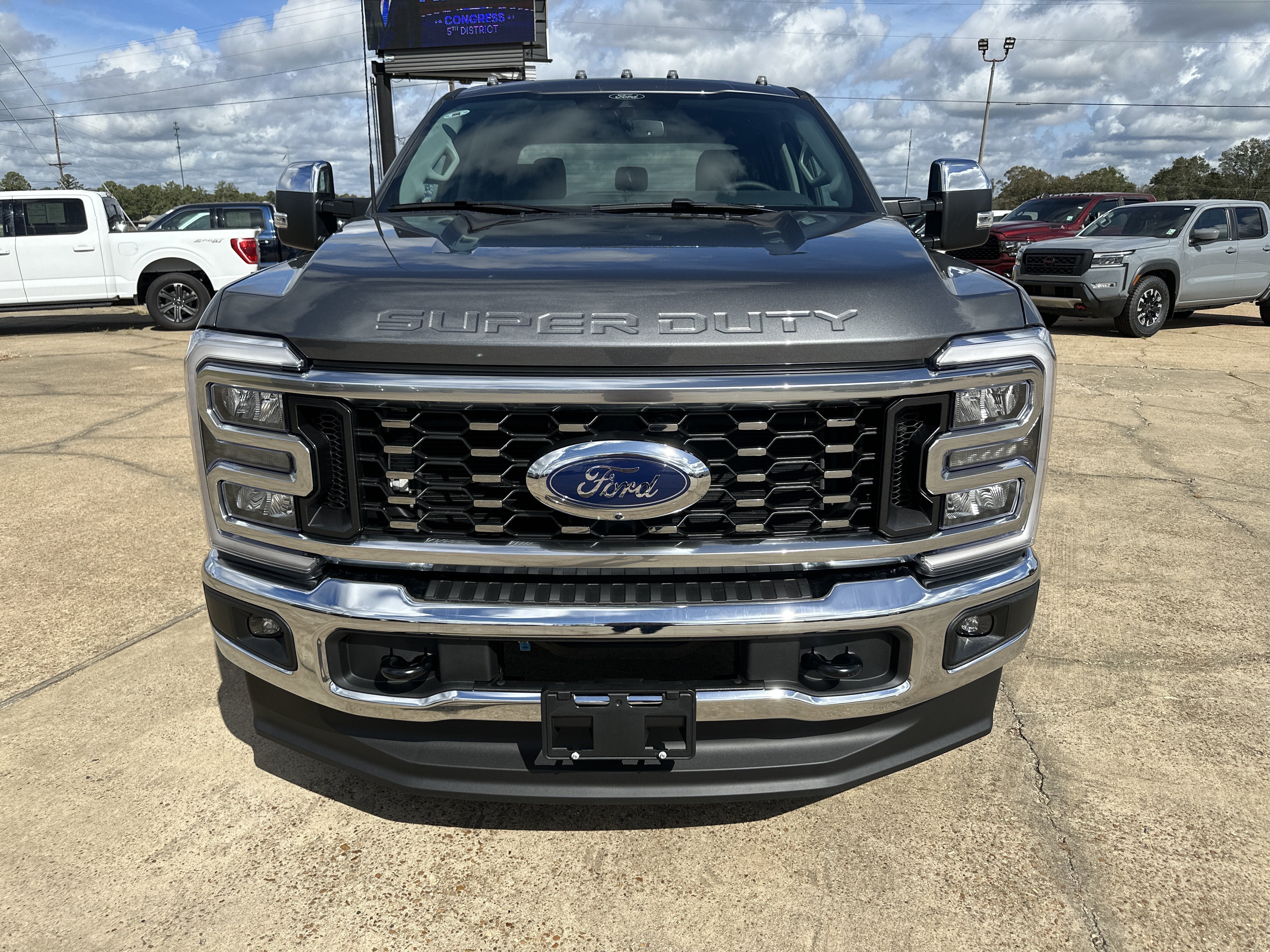 2026 Ford Super Duty F-350 DRW F-350® Lariat®