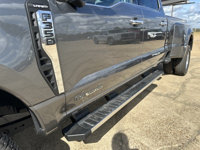 2026 Ford Super Duty F-350 DRW F-350® Lariat®