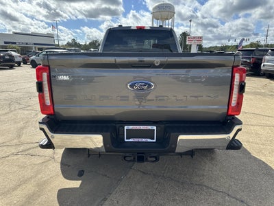 2026 Ford Super Duty F-350 DRW F-350® Lariat®