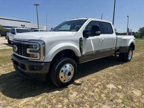 2026 Ford Super Duty F-450 DRW F-450® King Ranch®