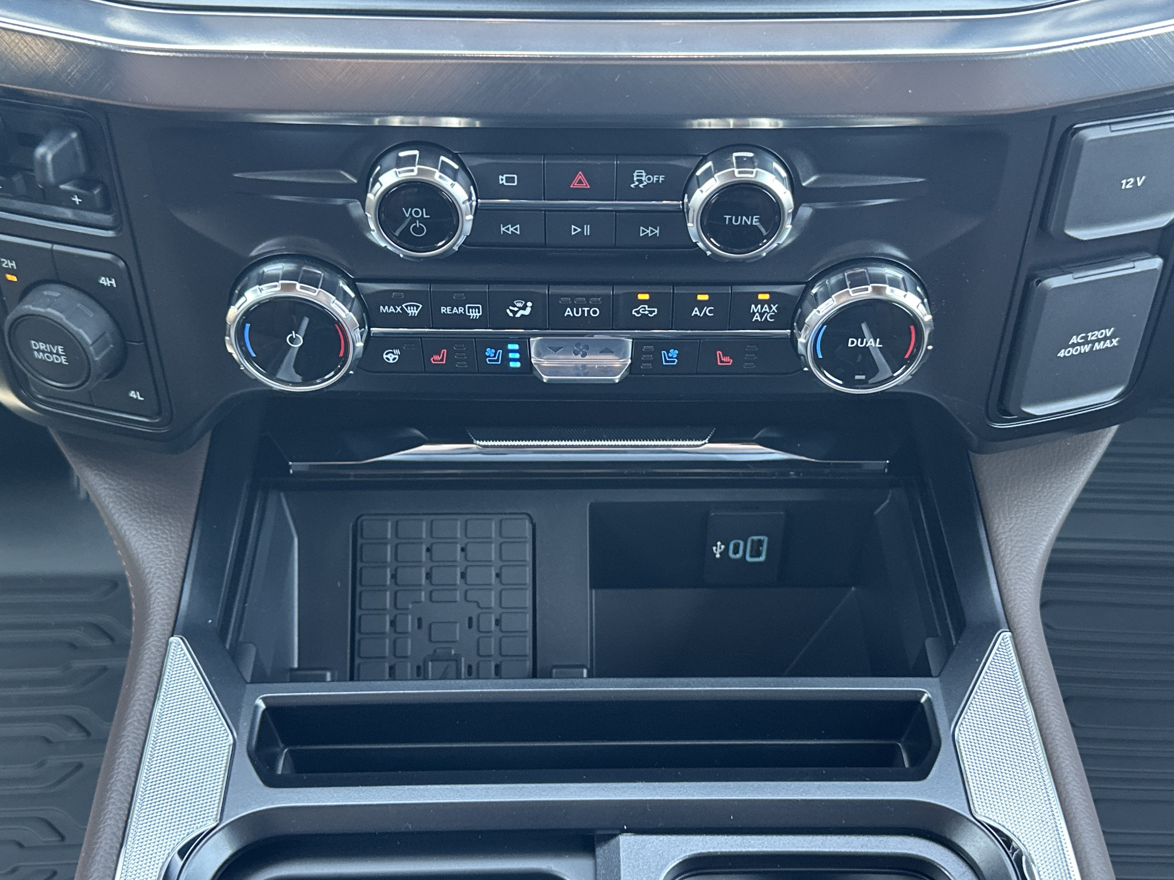 2026 Ford Super Duty F-450 DRW F-450® King Ranch®