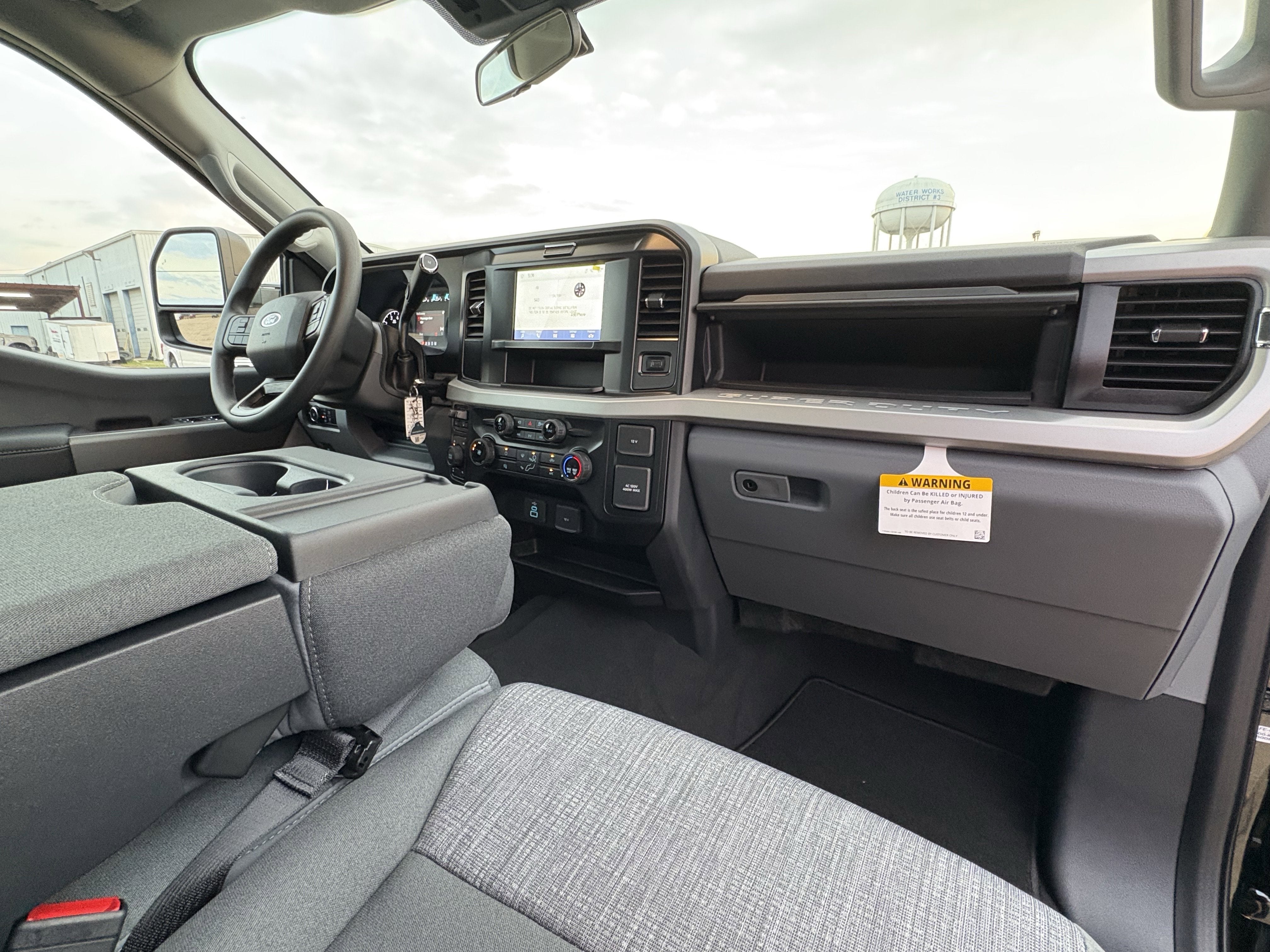 2026 Ford Super Duty F-350 SRW F-350® XLT