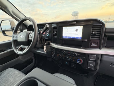 2026 Ford Super Duty F-350 SRW F-350® XLT