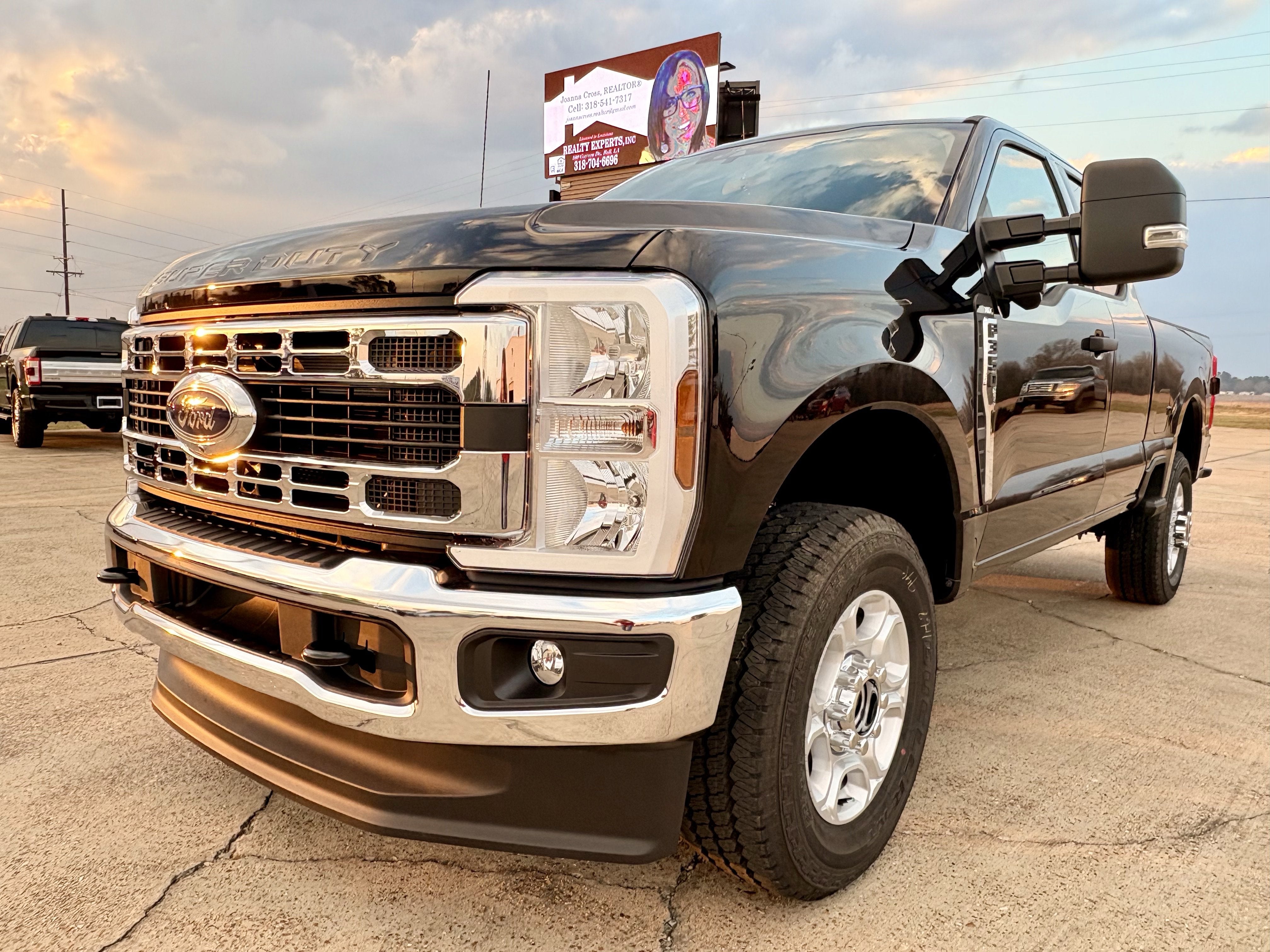 2026 Ford Super Duty F-350 SRW F-350® XLT