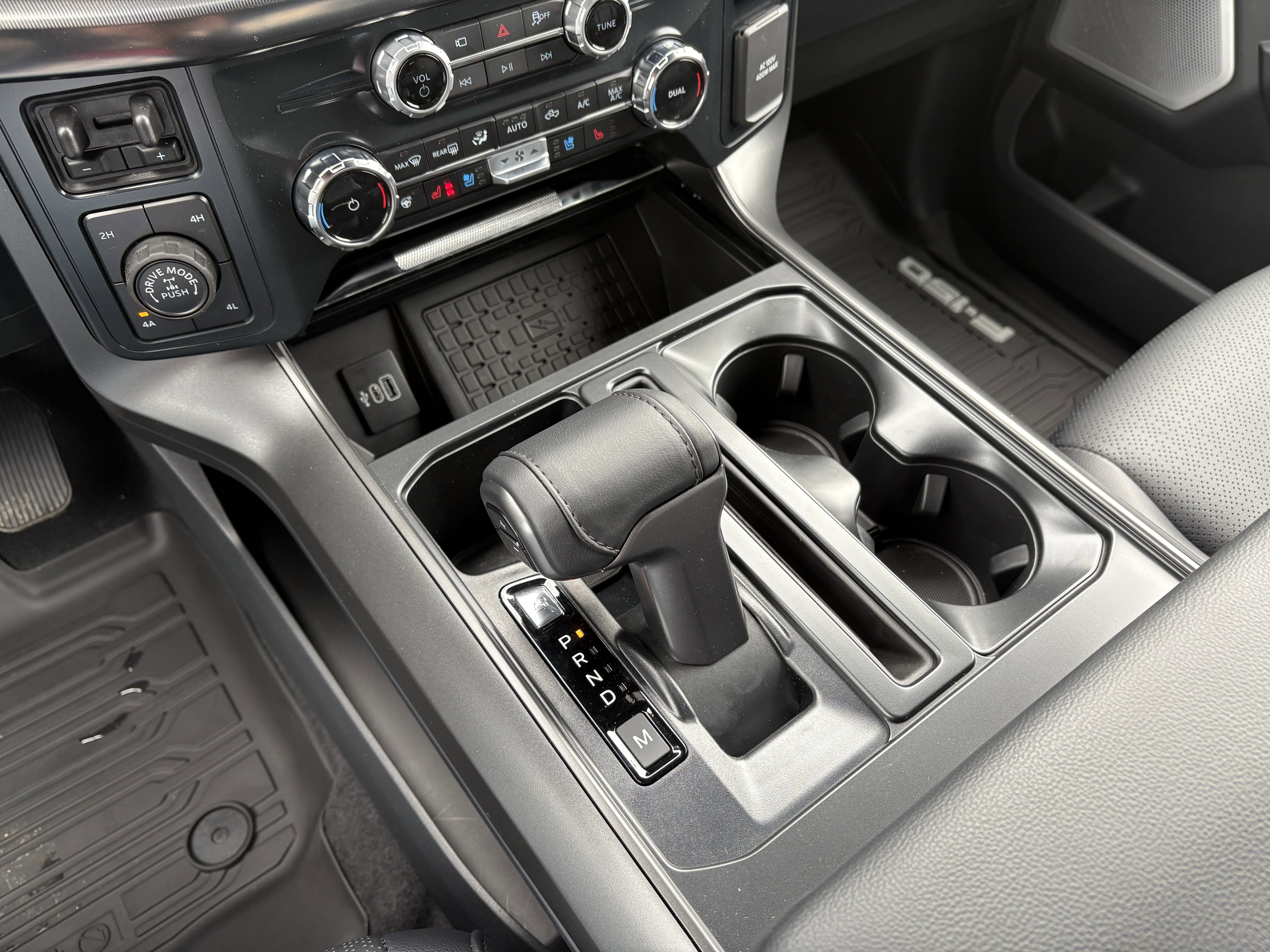 2025 Ford F-150 Lariat®