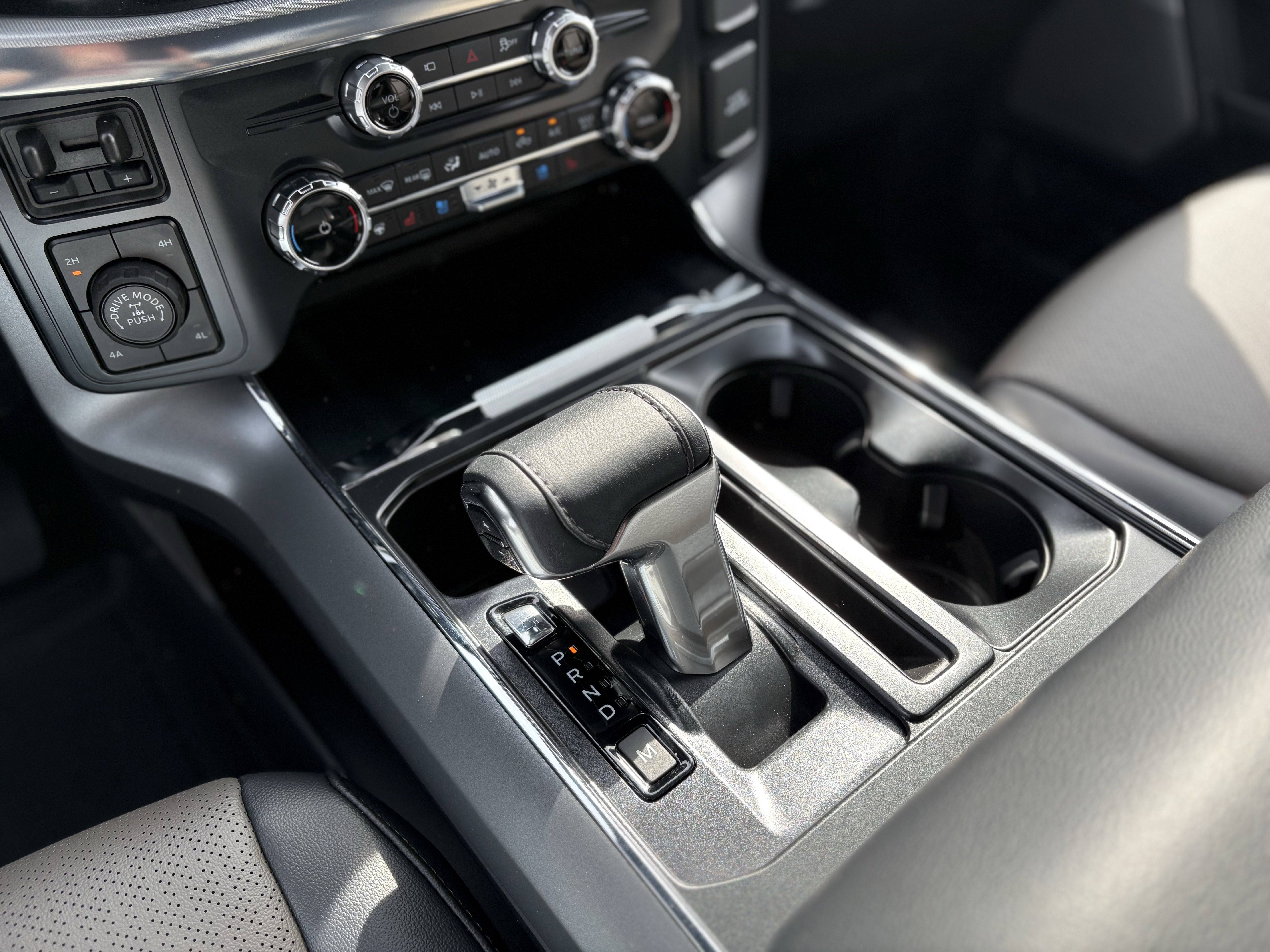 2025 Ford F-150 Lariat®