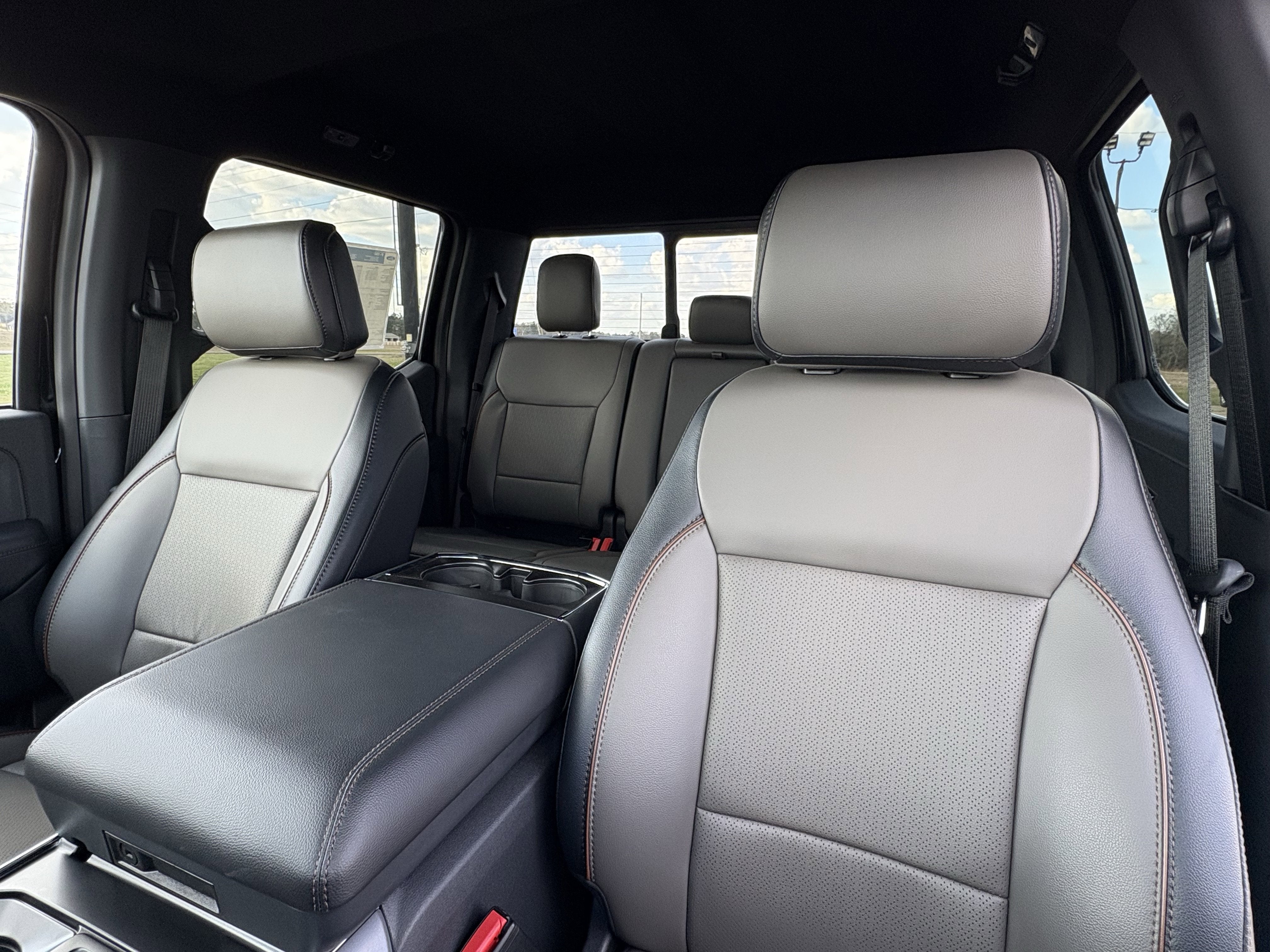 2025 Ford F-150 Lariat®