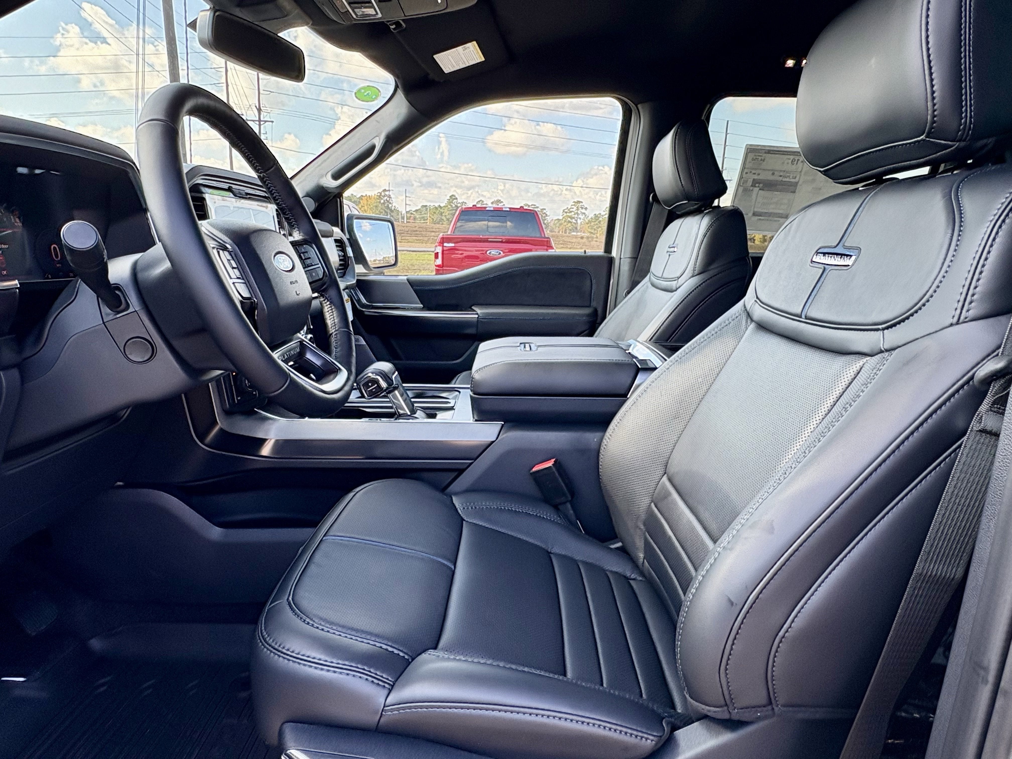 2025 Ford F-150 Platinum®