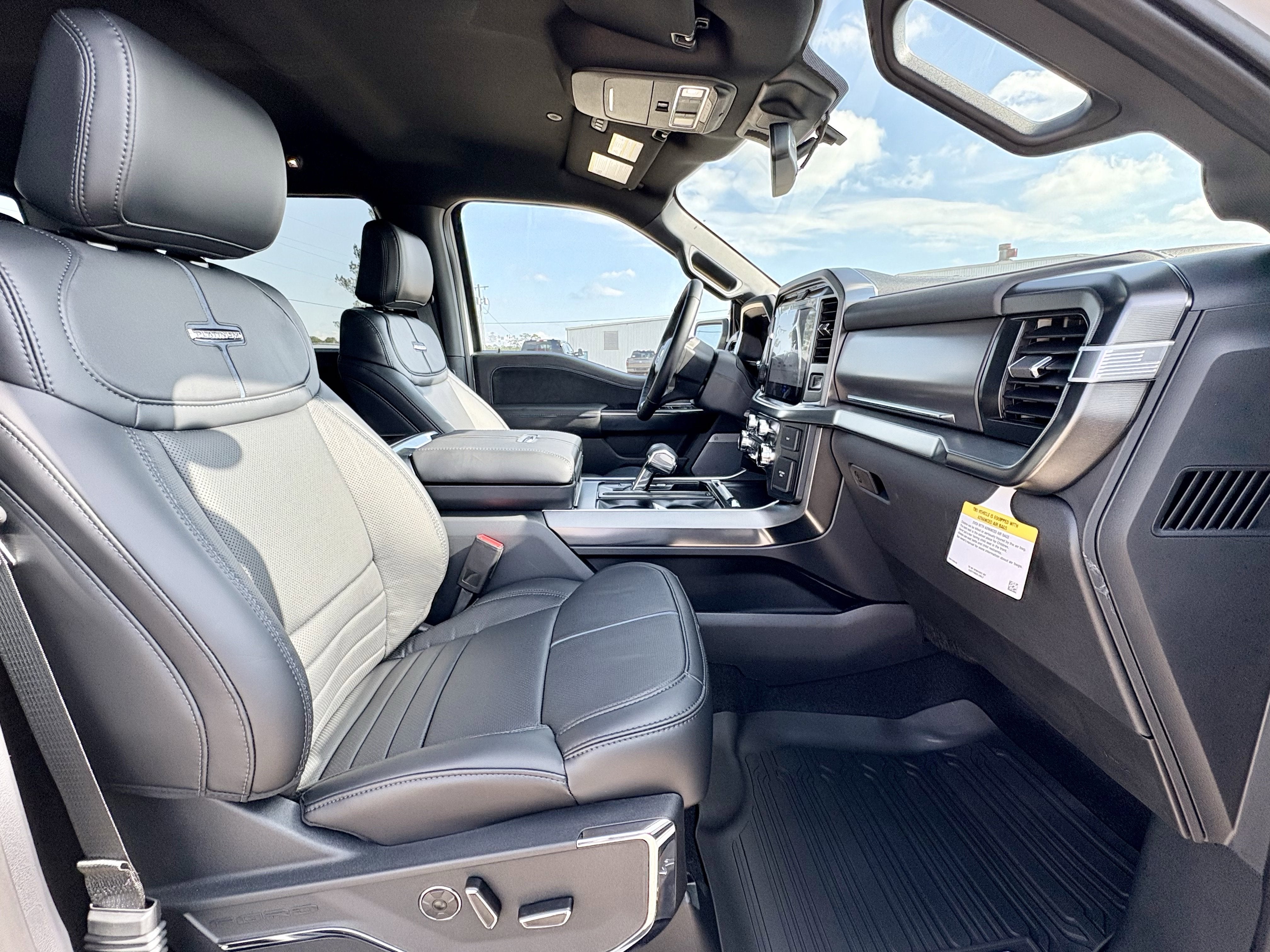 2025 Ford F-150 Platinum®