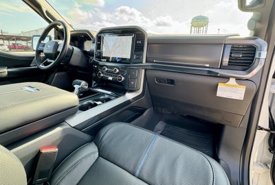 2025 Ford F-150 Platinum®