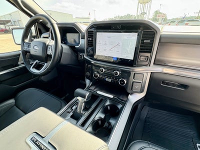 2025 Ford F-150 Platinum®