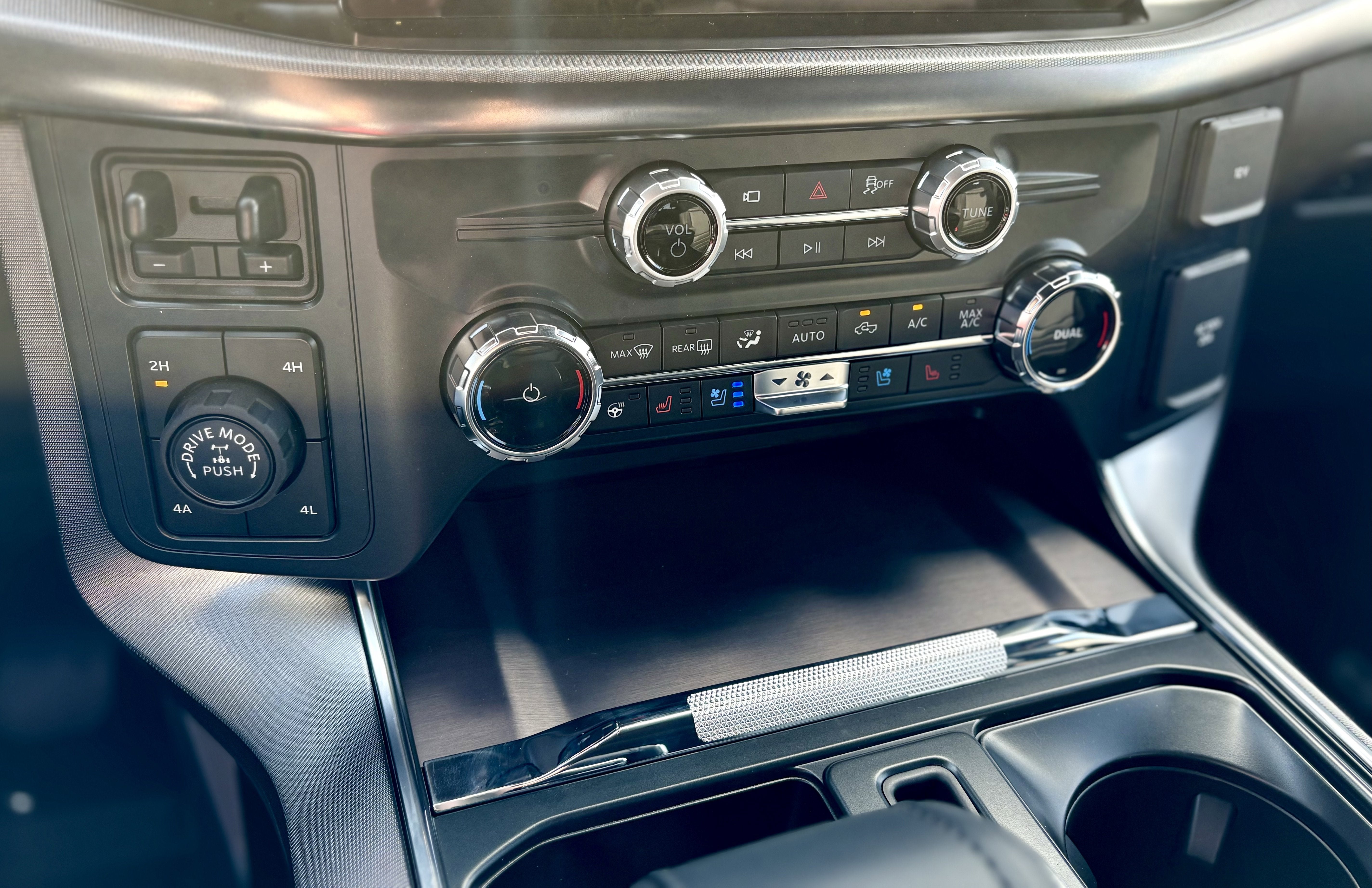 2025 Ford F-150 Platinum®