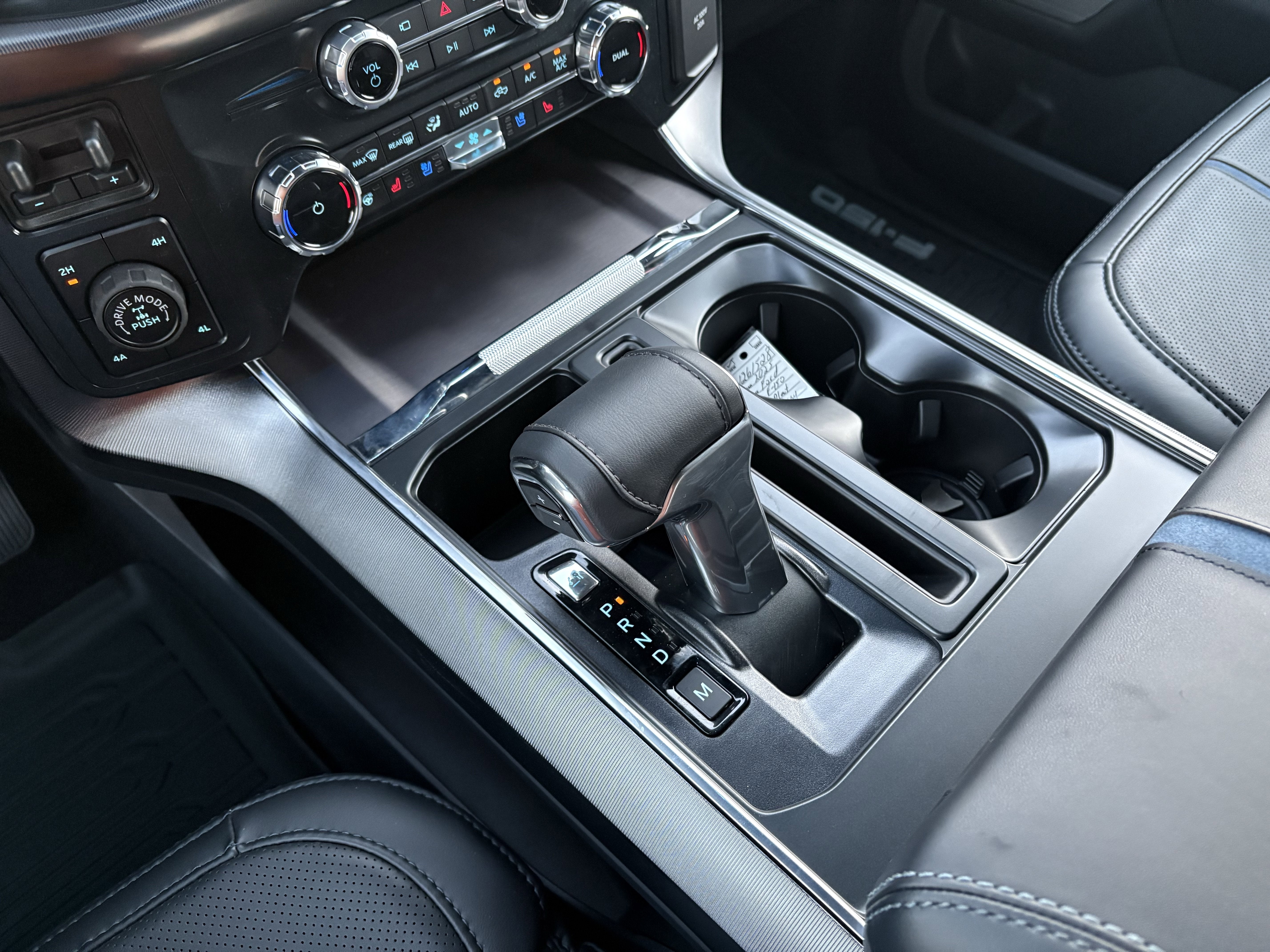 2025 Ford F-150 Platinum®