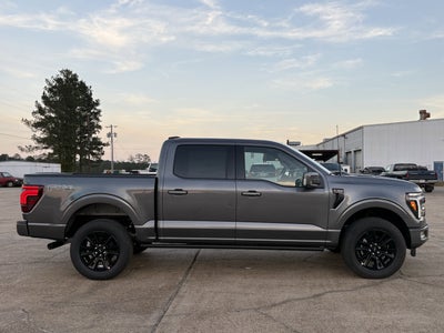 2025 Ford F-150 Platinum®