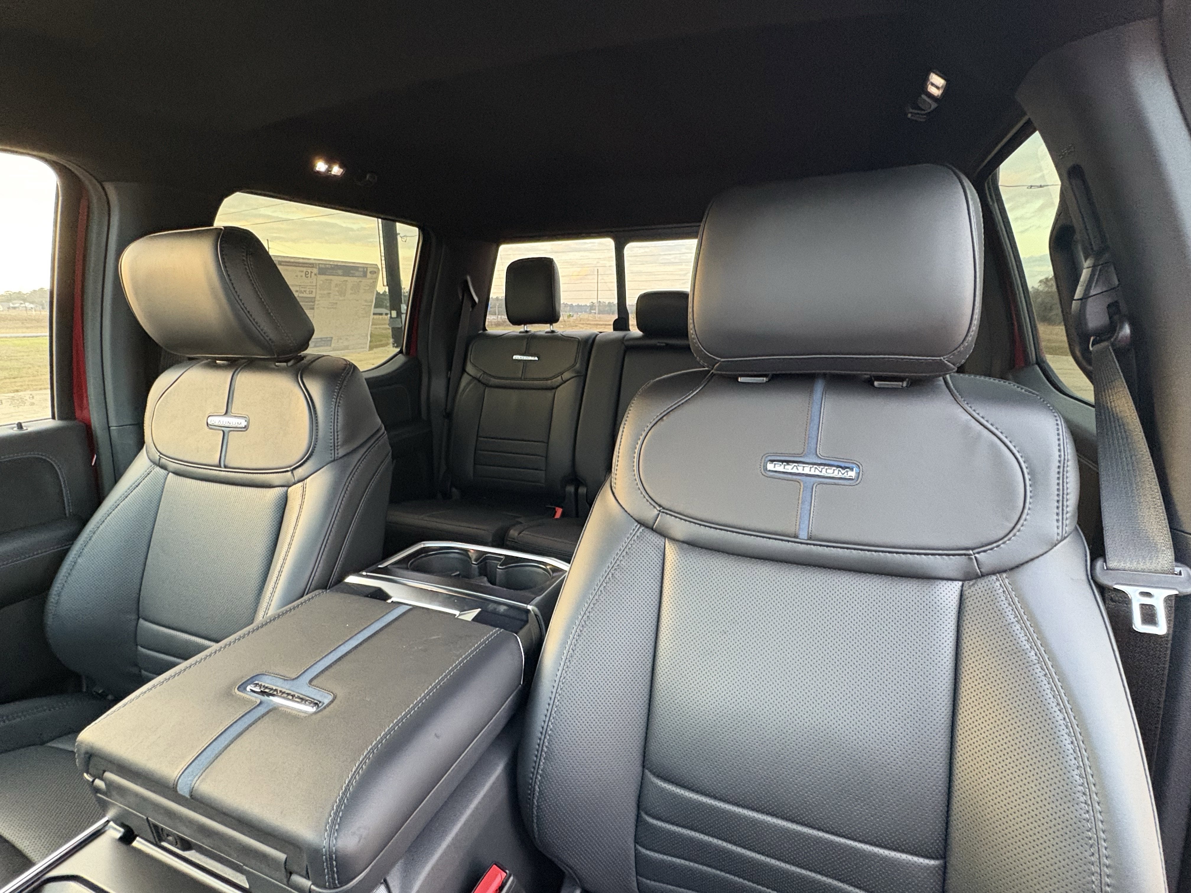 2025 Ford F-150 Platinum®