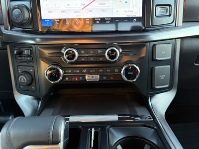 2025 Ford F-150 Platinum®