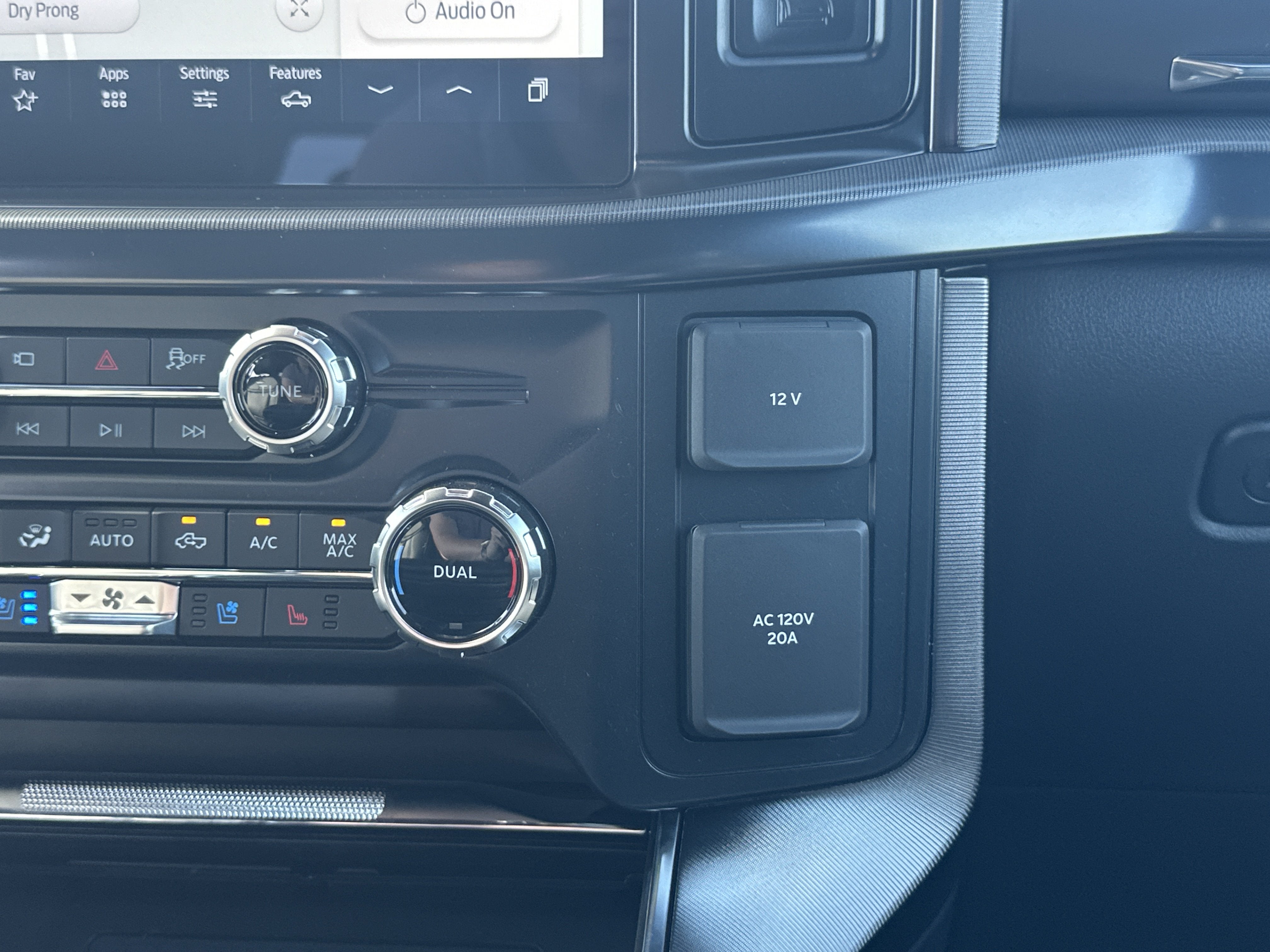 2026 Ford F-150 Platinum®