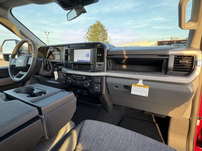 2026 Ford Super Duty F-350 SRW F-350® XLT