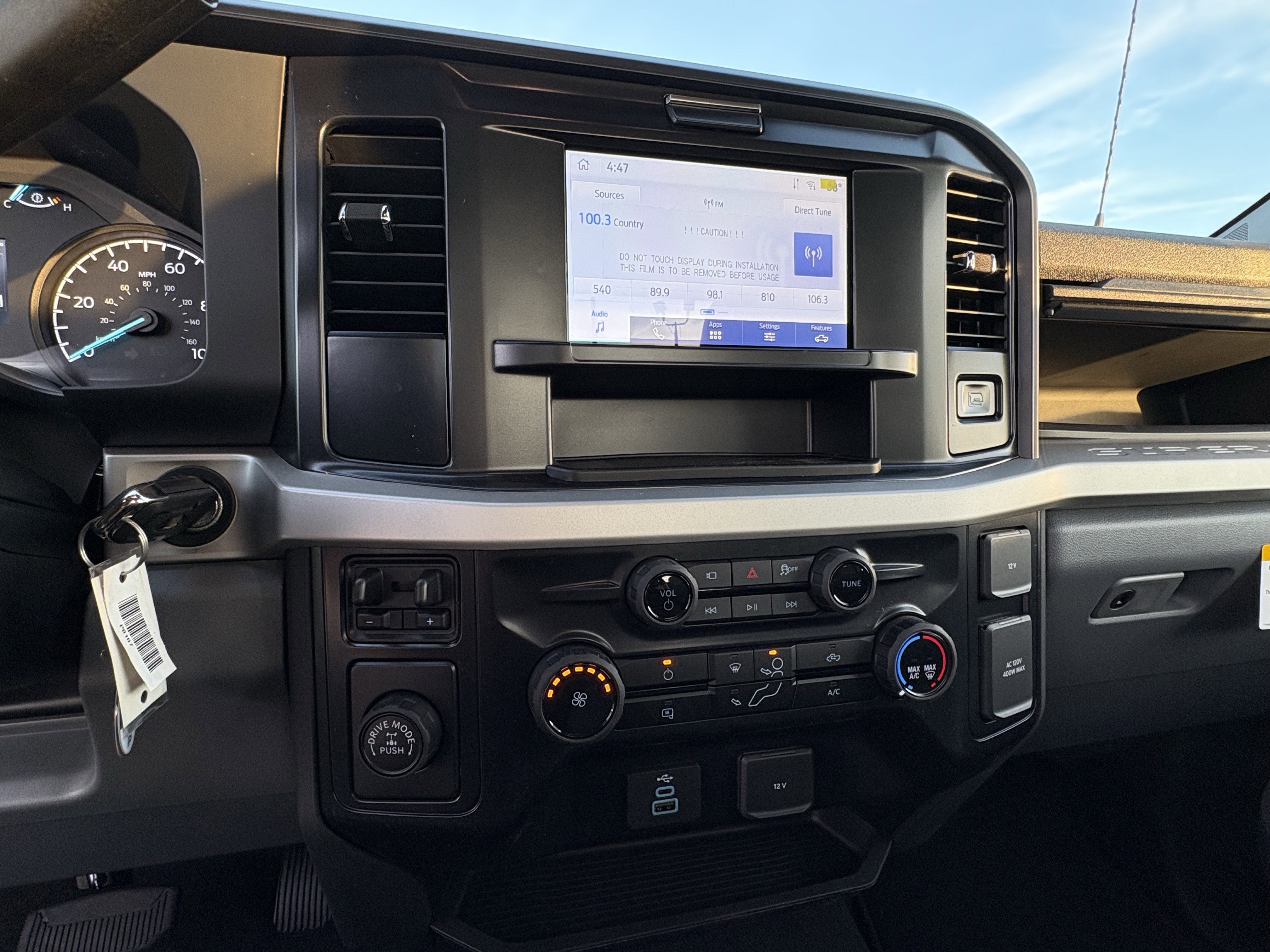 2026 Ford Super Duty F-350 SRW F-350® XLT