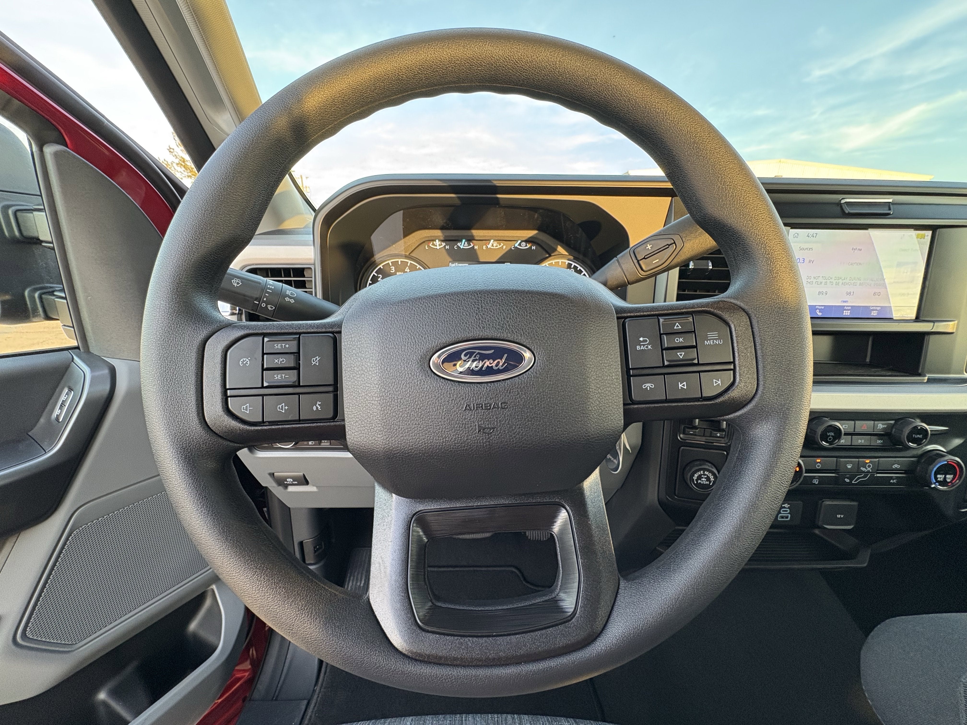 2026 Ford Super Duty F-350 SRW F-350® XLT