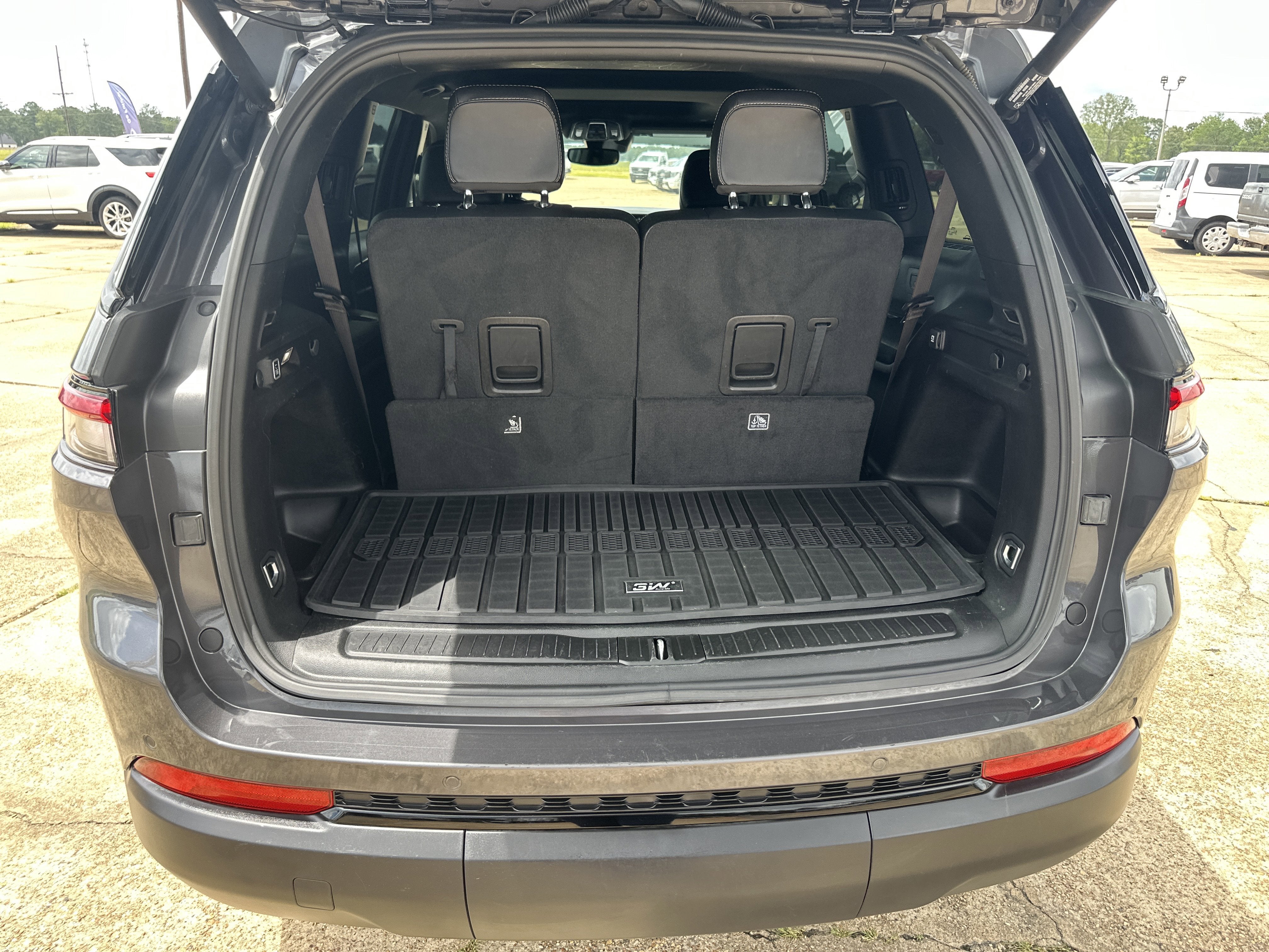 2024 Jeep Grand Cherokee L Laredo