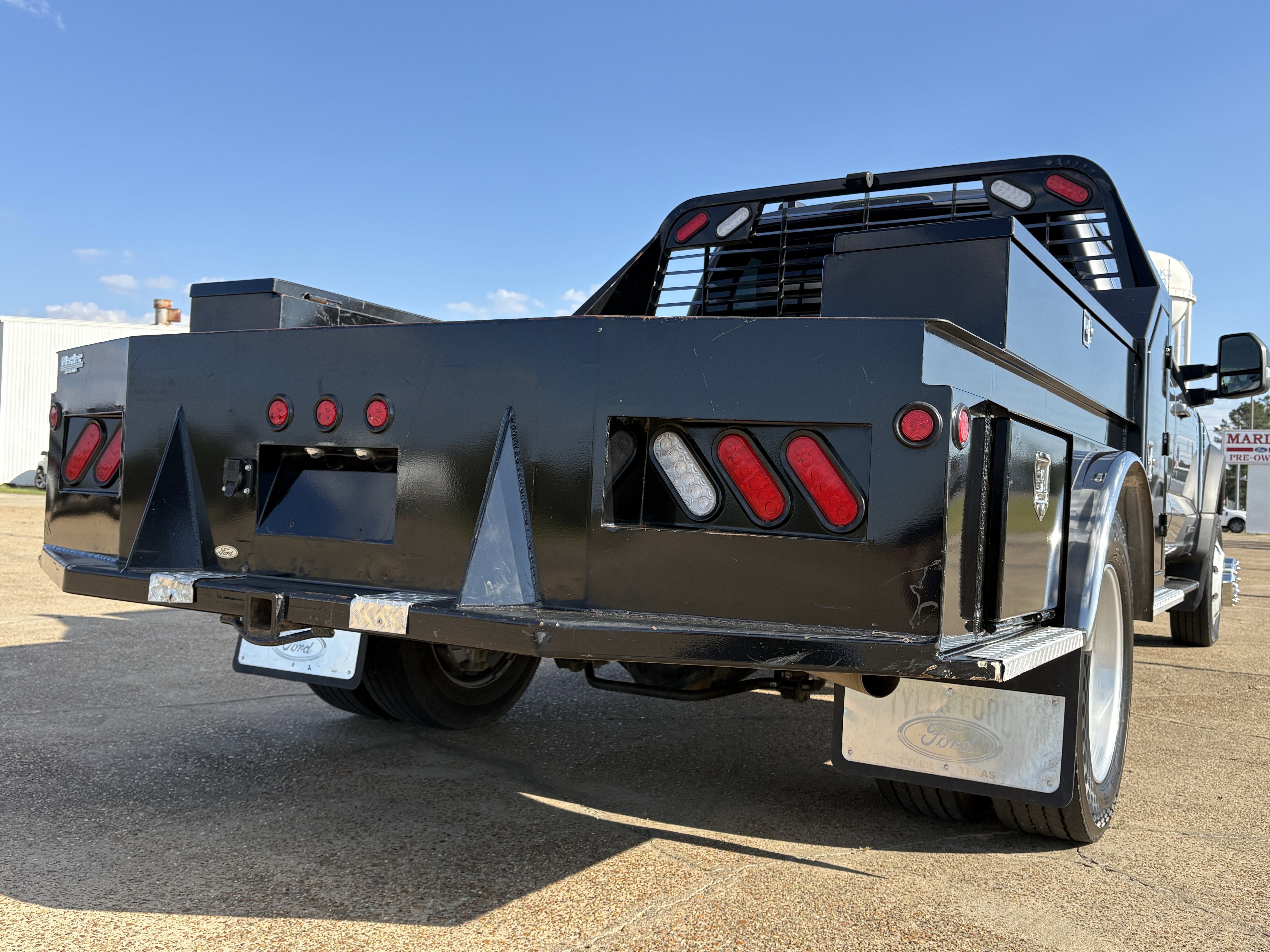 2024 Ford F-450 Chassis Cab Base