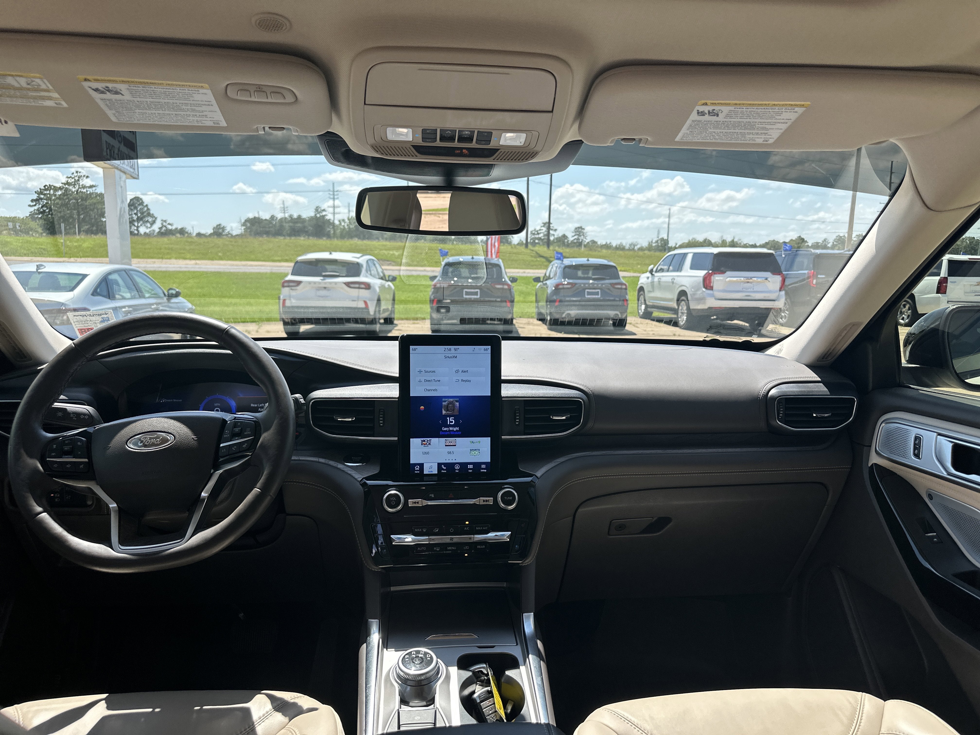 2023 Ford Explorer Platinum