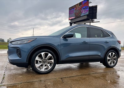 2025 Ford Escape Platinum