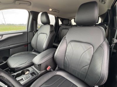 2025 Ford Escape Platinum