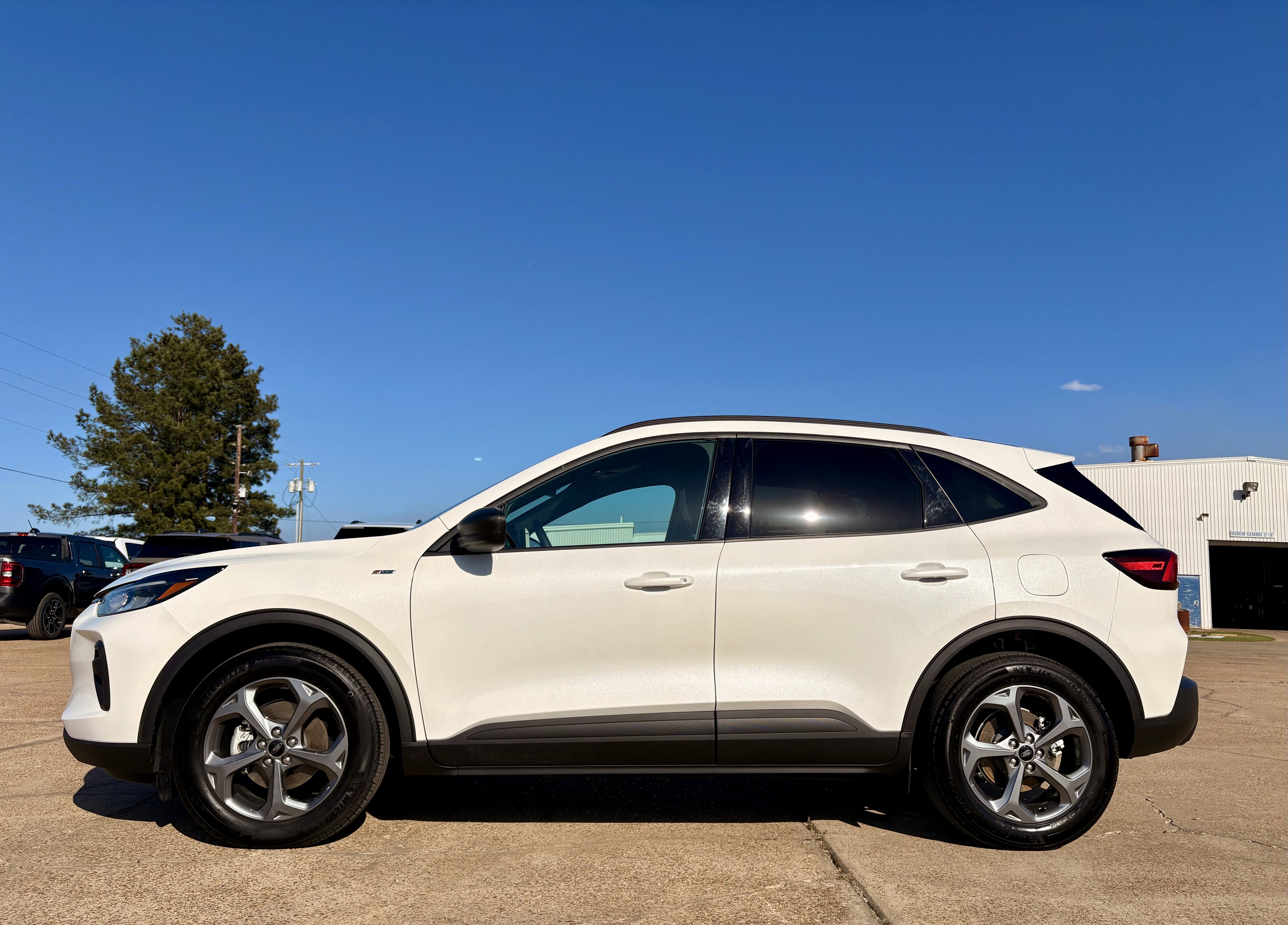 2025 Ford Escape Hybrid ST-Line