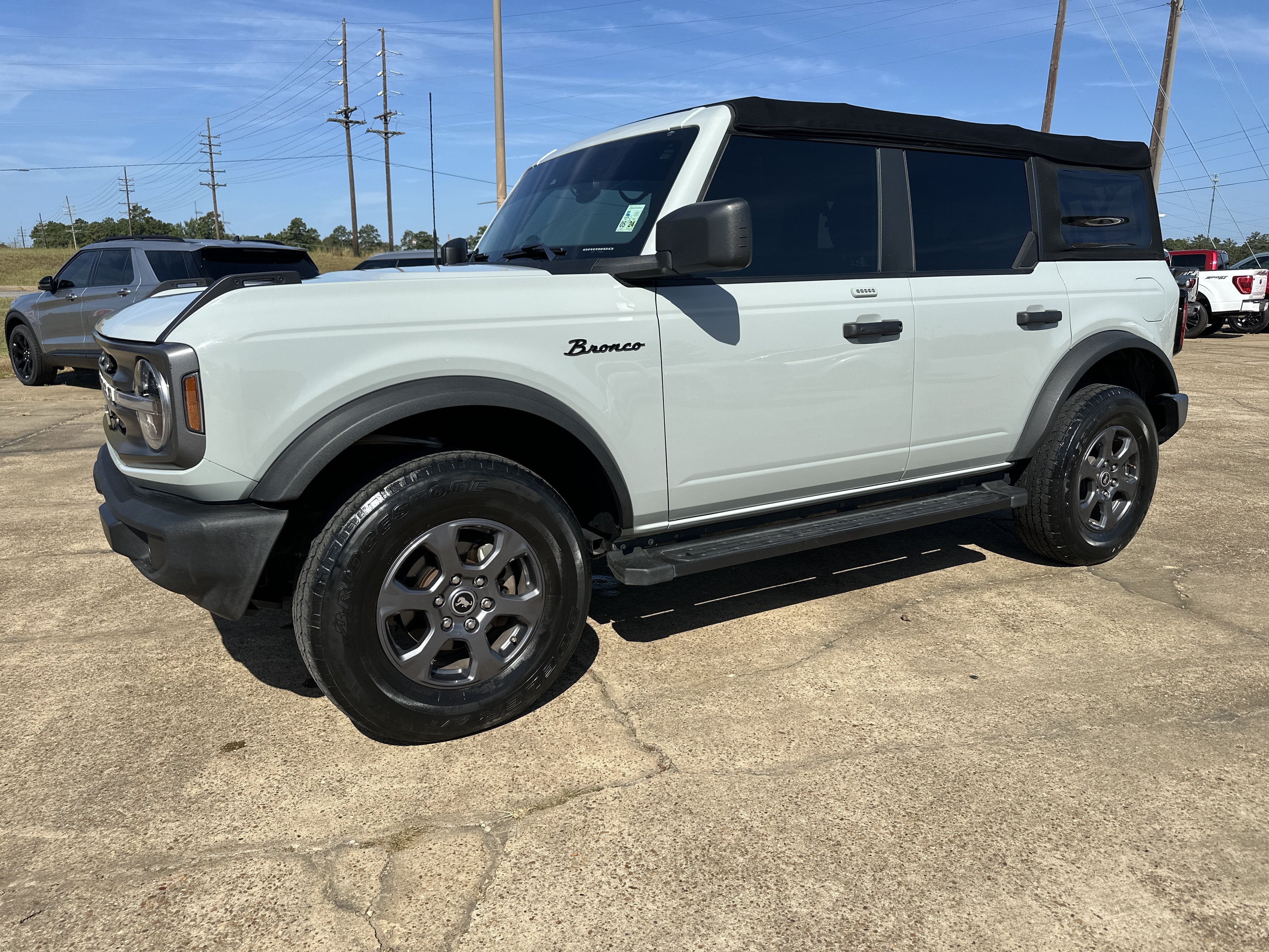 2022 Ford Bronco Base