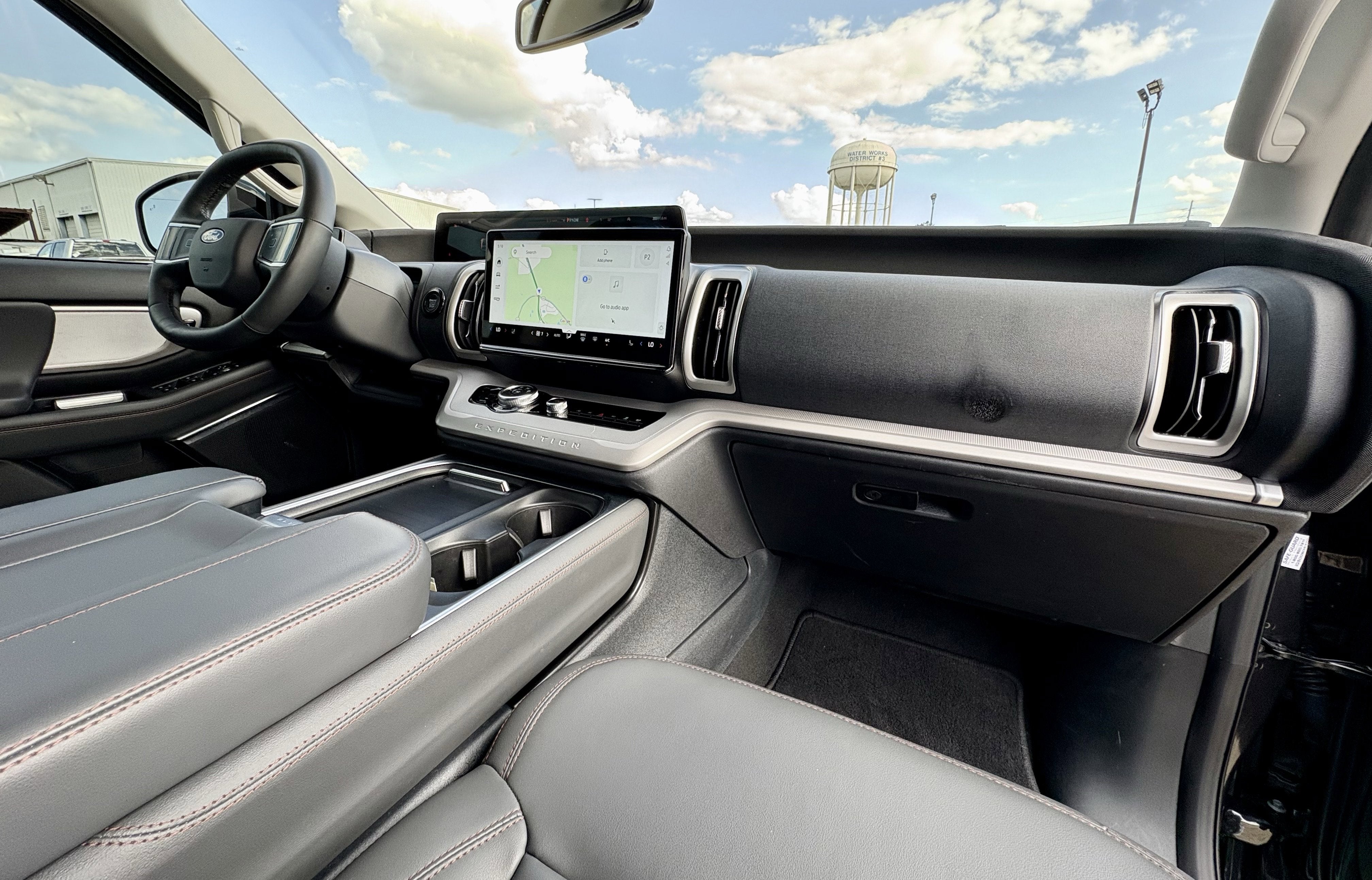 2025 Ford Expedition Active