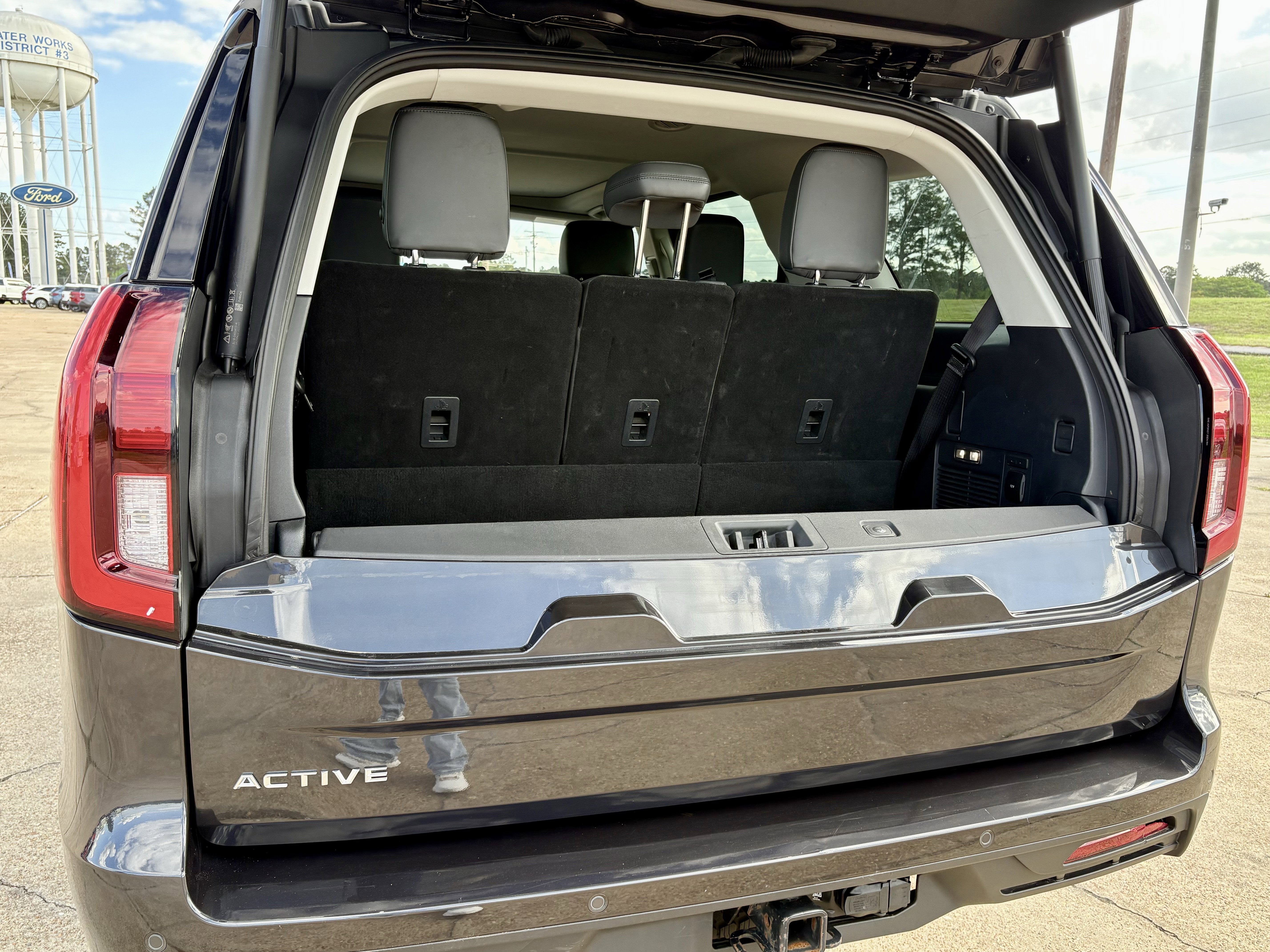 2025 Ford Expedition Active