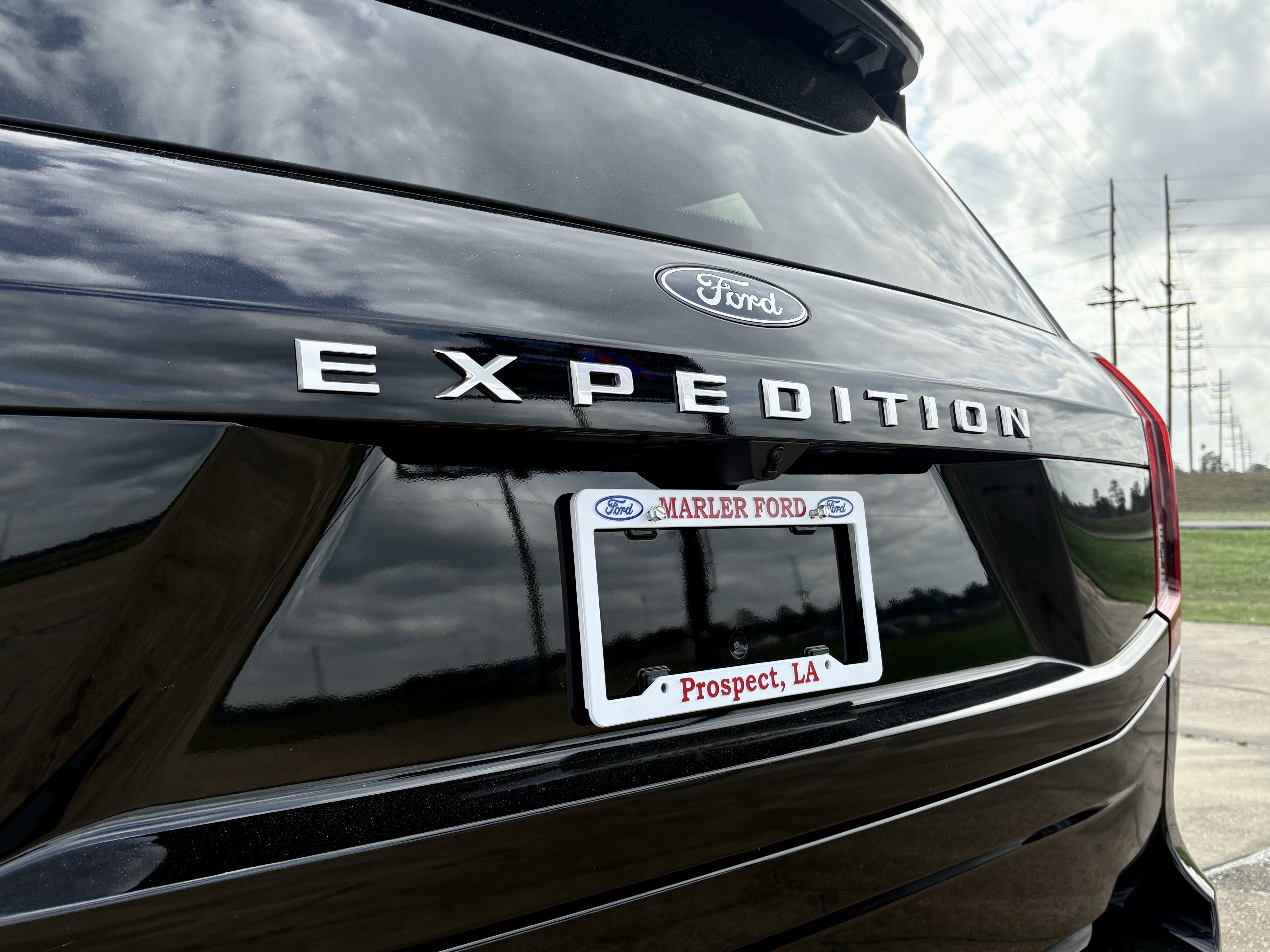 2025 Ford Expedition Active