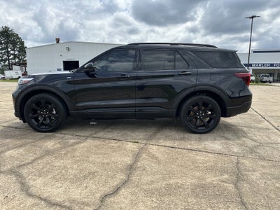 2022 Ford Explorer ST-Line