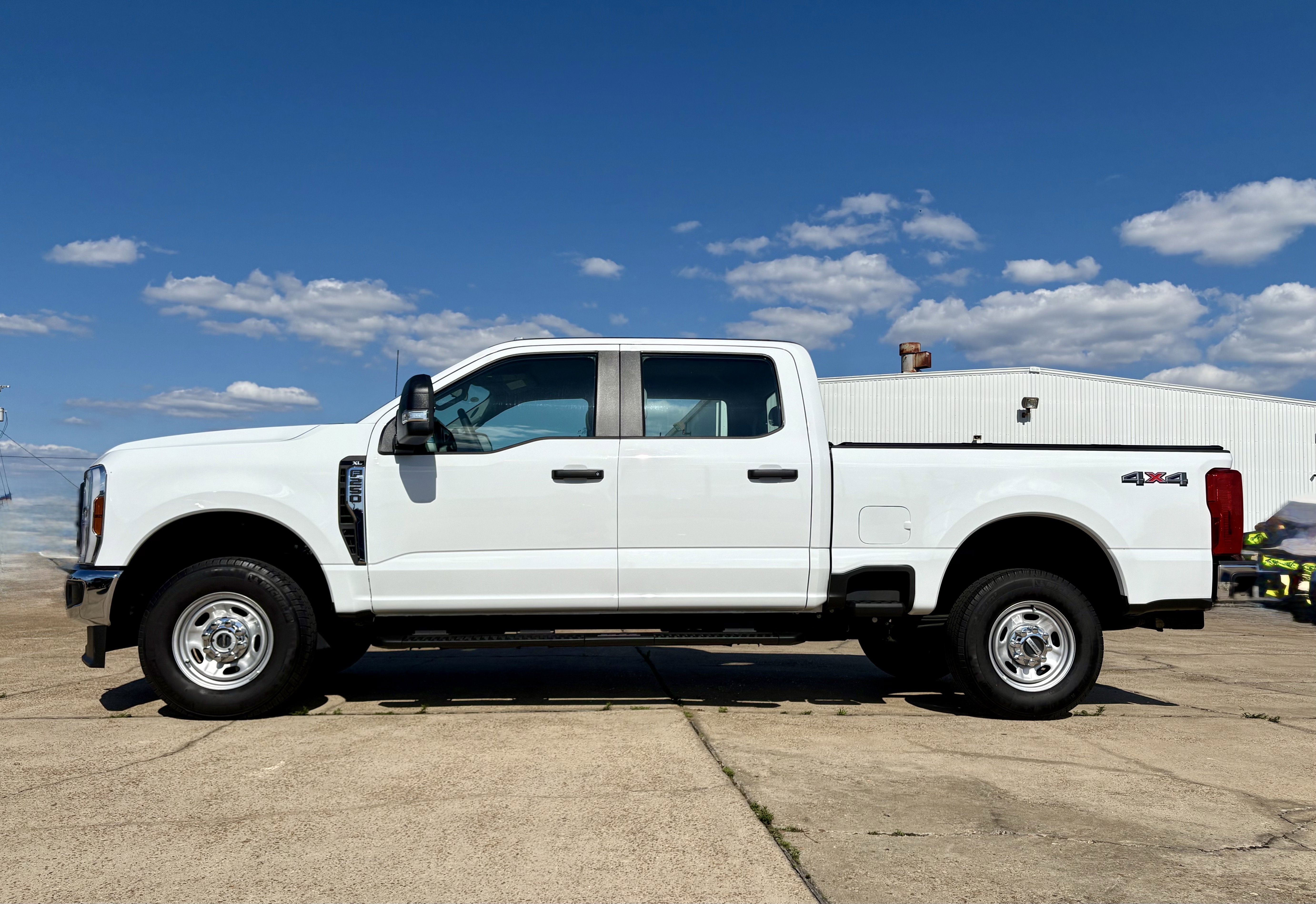 2024 Ford F-250 XL 4x4 Crew Cab 6-3/4' Box's photo