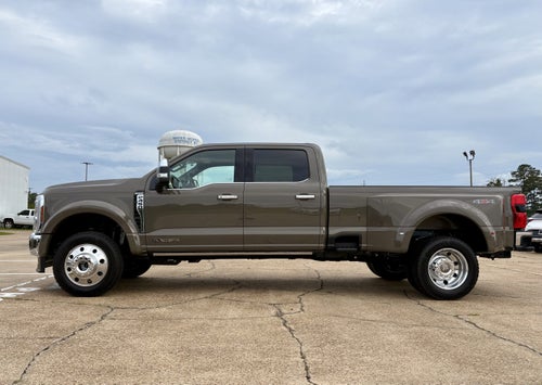 2026 Ford F-450 Base