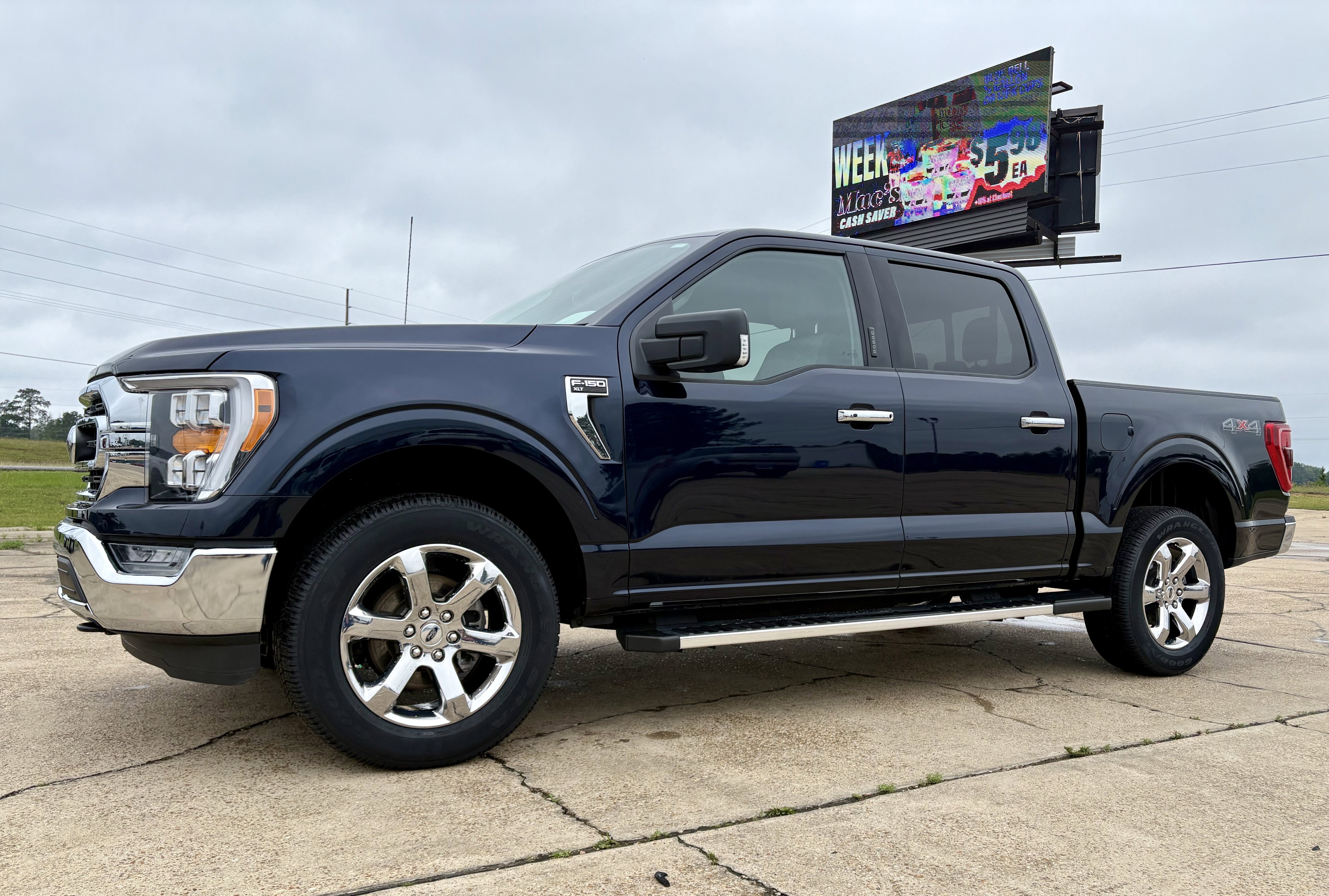 2023 Ford F-150 Base
