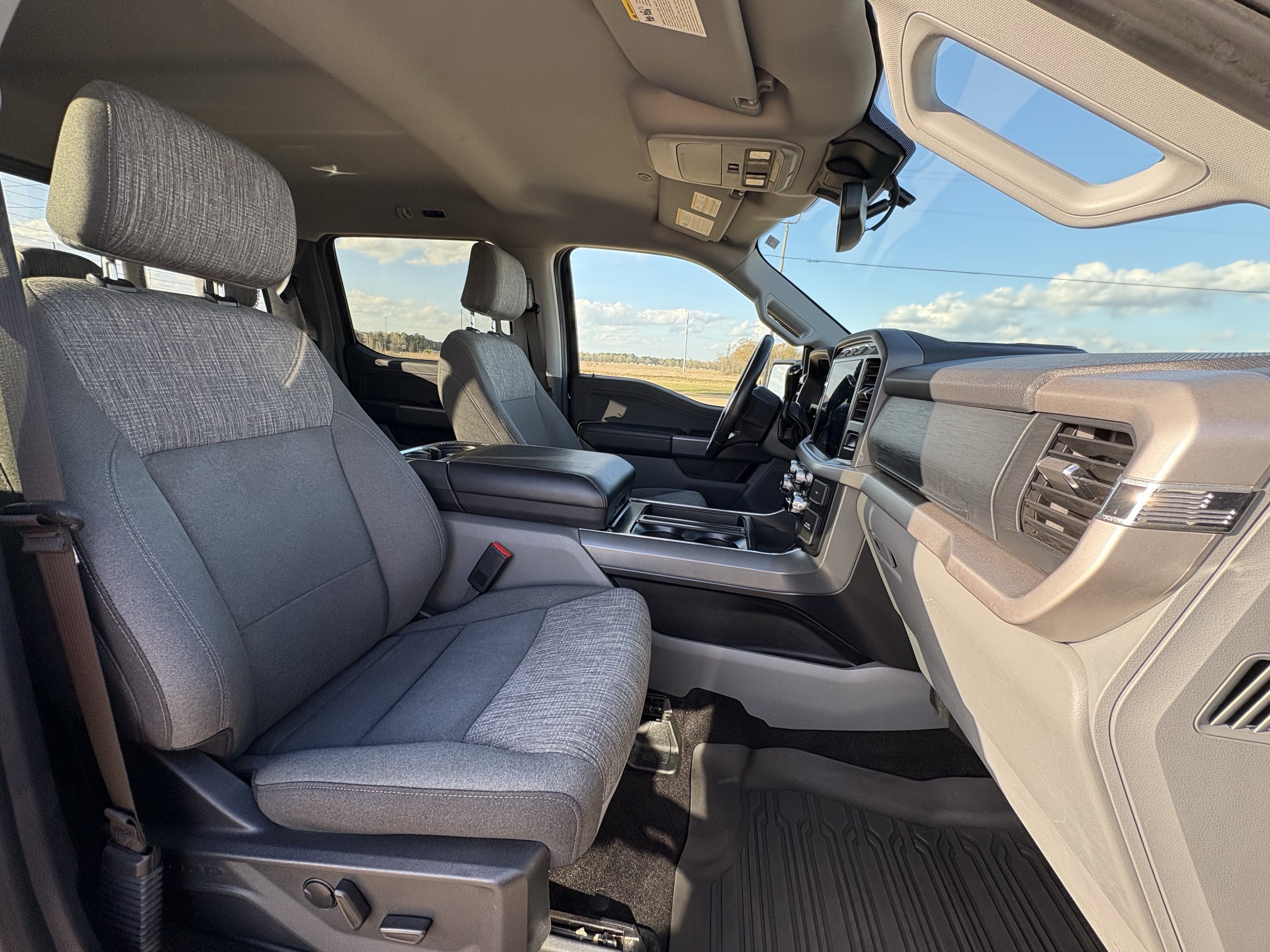 2022 Ford F-150 Base