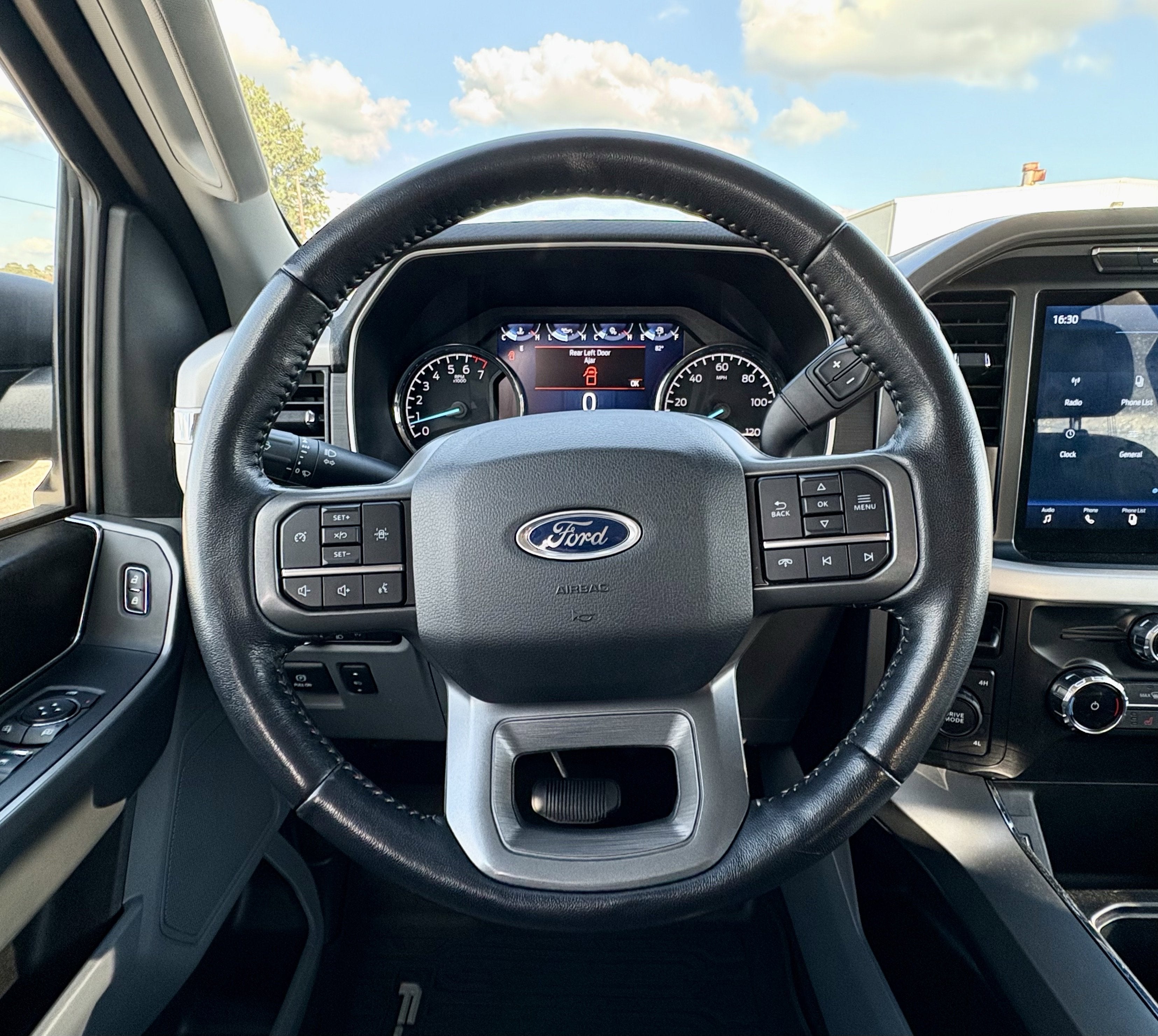 2022 Ford F-150 Base